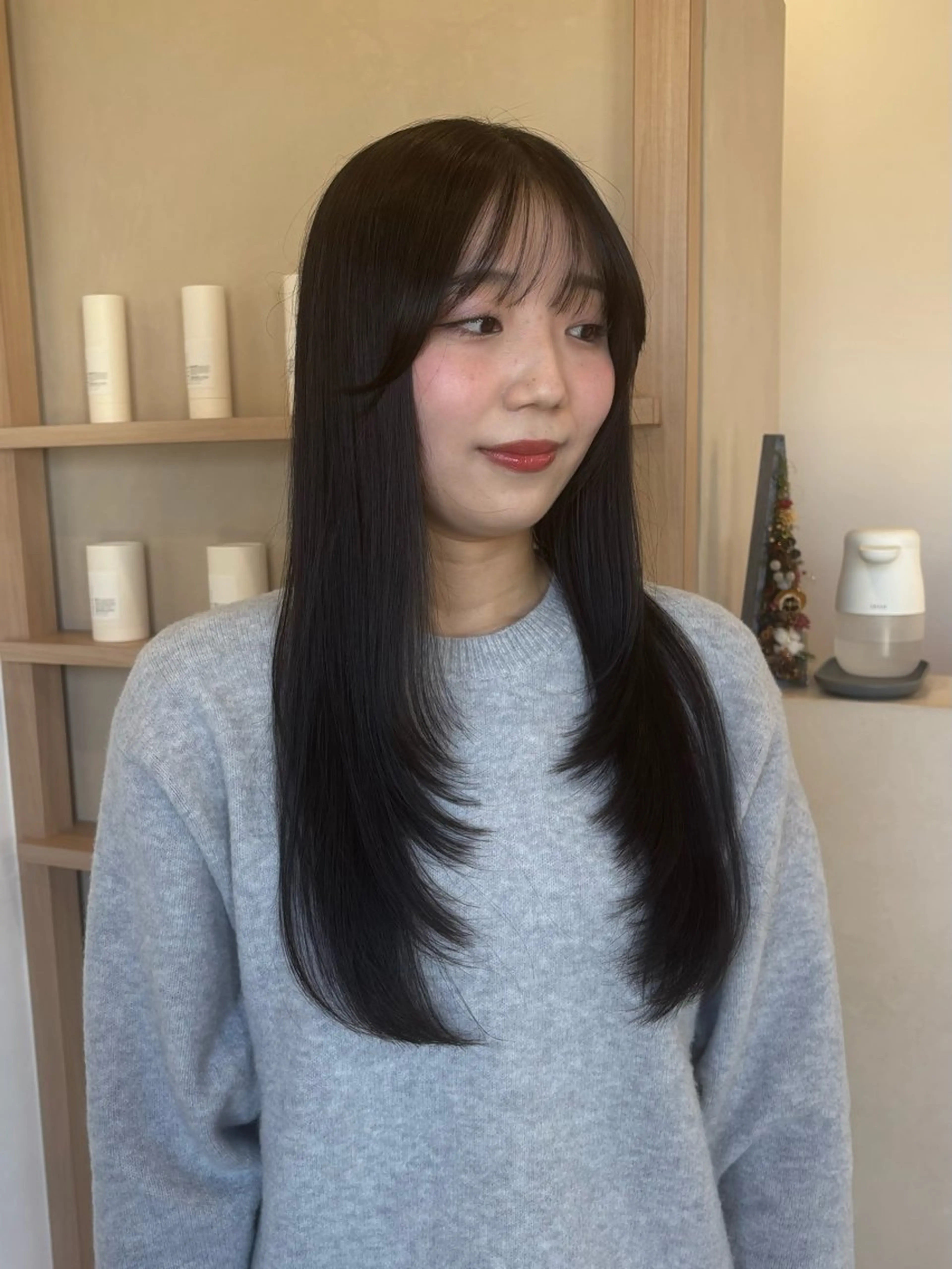 ロング 顔周りカット レイヤーカット 似合わせカット カット トリートメント 真弓 理沙/艶カラーのヘアスタイル