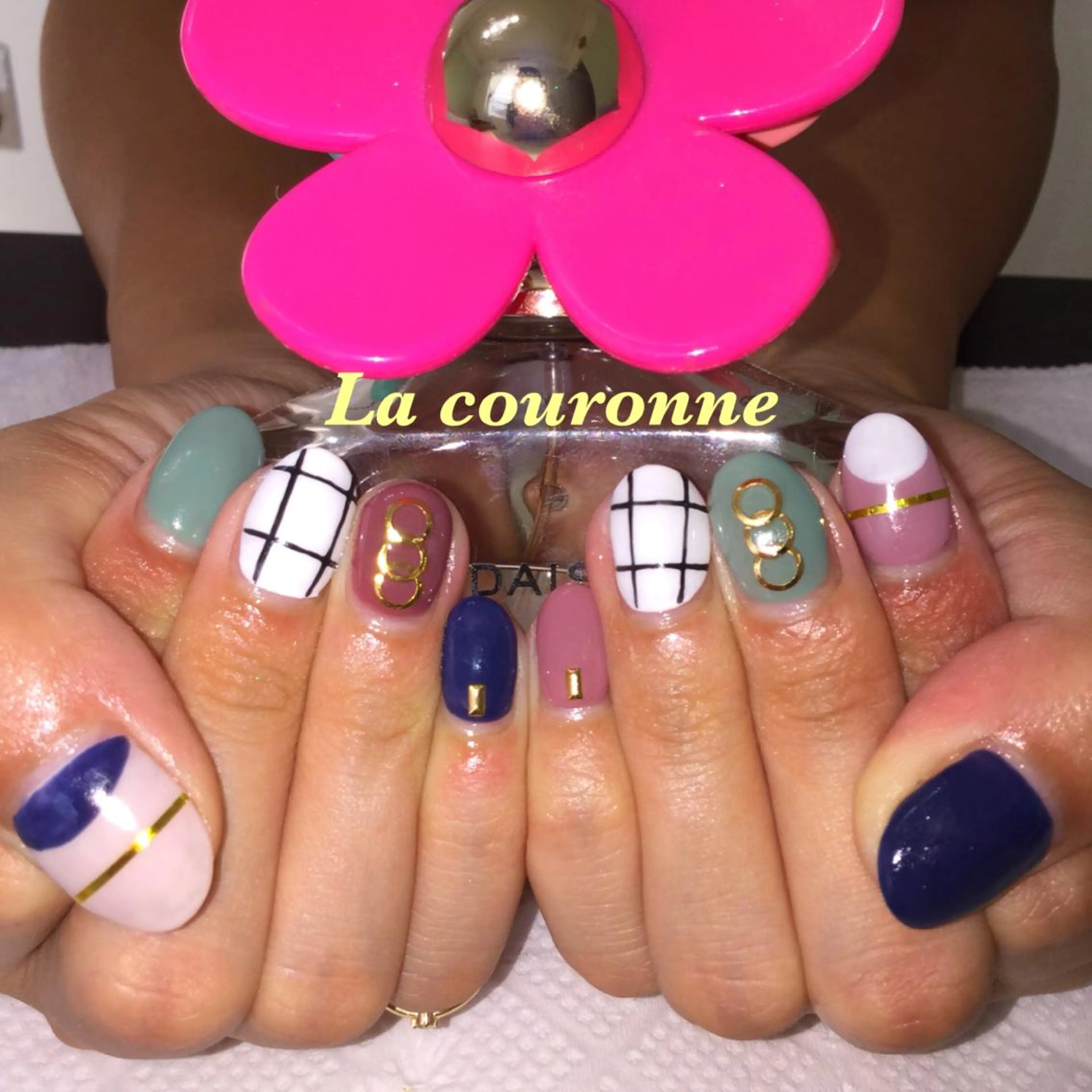 ネイル ハンドネイル Lacouronne NATSUMIのネイルデザイン