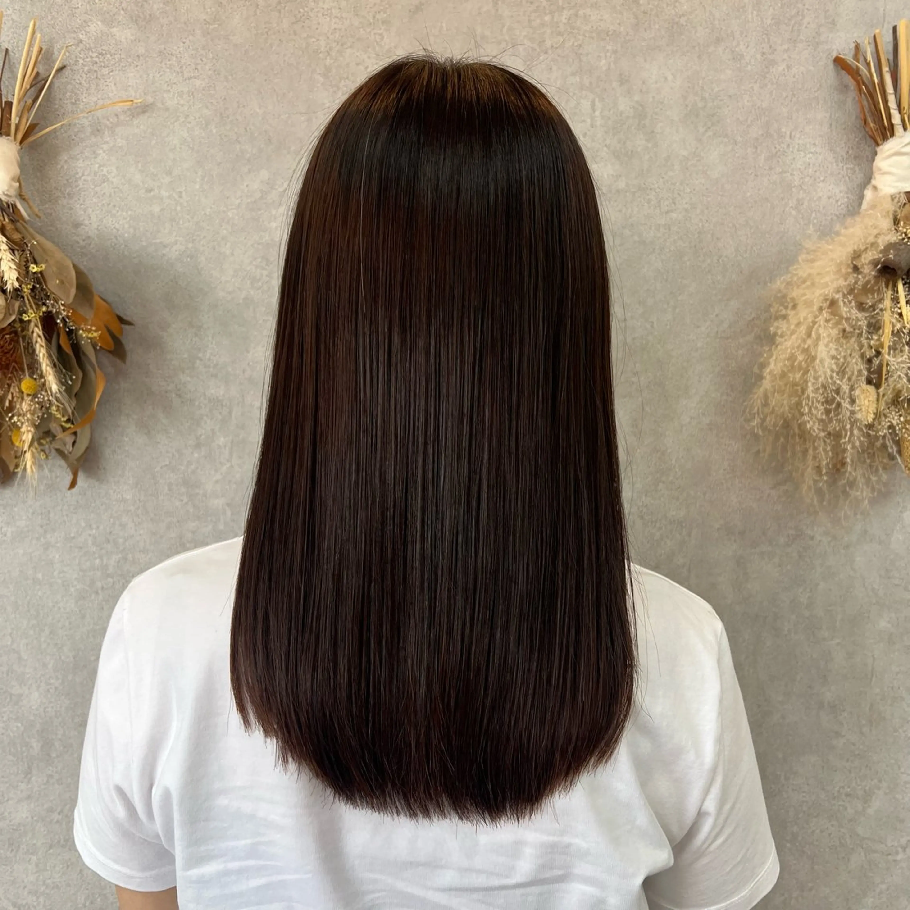 セミロング 縮毛矯正 松本 心雪🌱‬のヘアスタイル