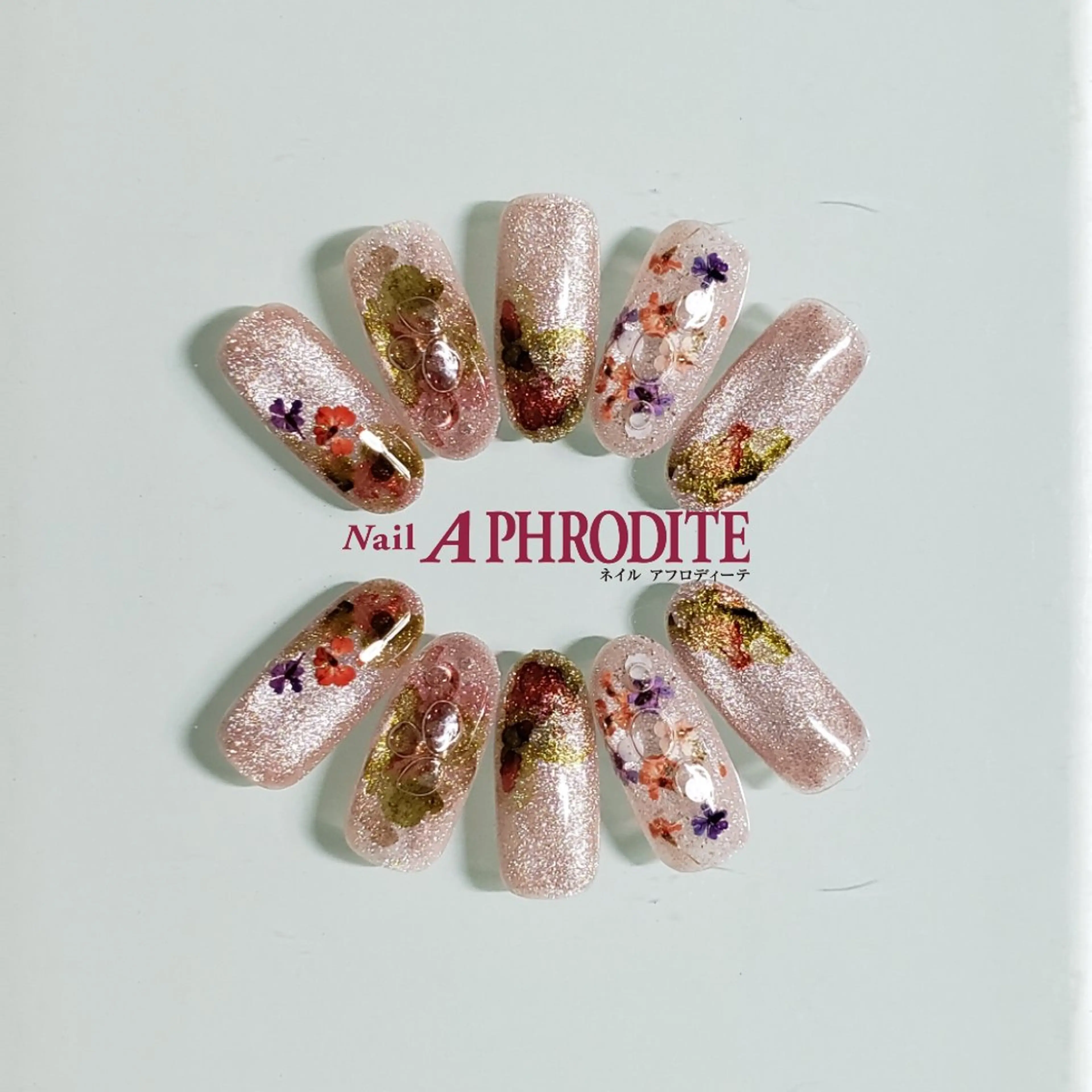 ネイル ジェルネイル ニュアンスネイル スカルプネイル ソフトジェル ネイルチップ Nail  Aphroditeのネイルデザイン