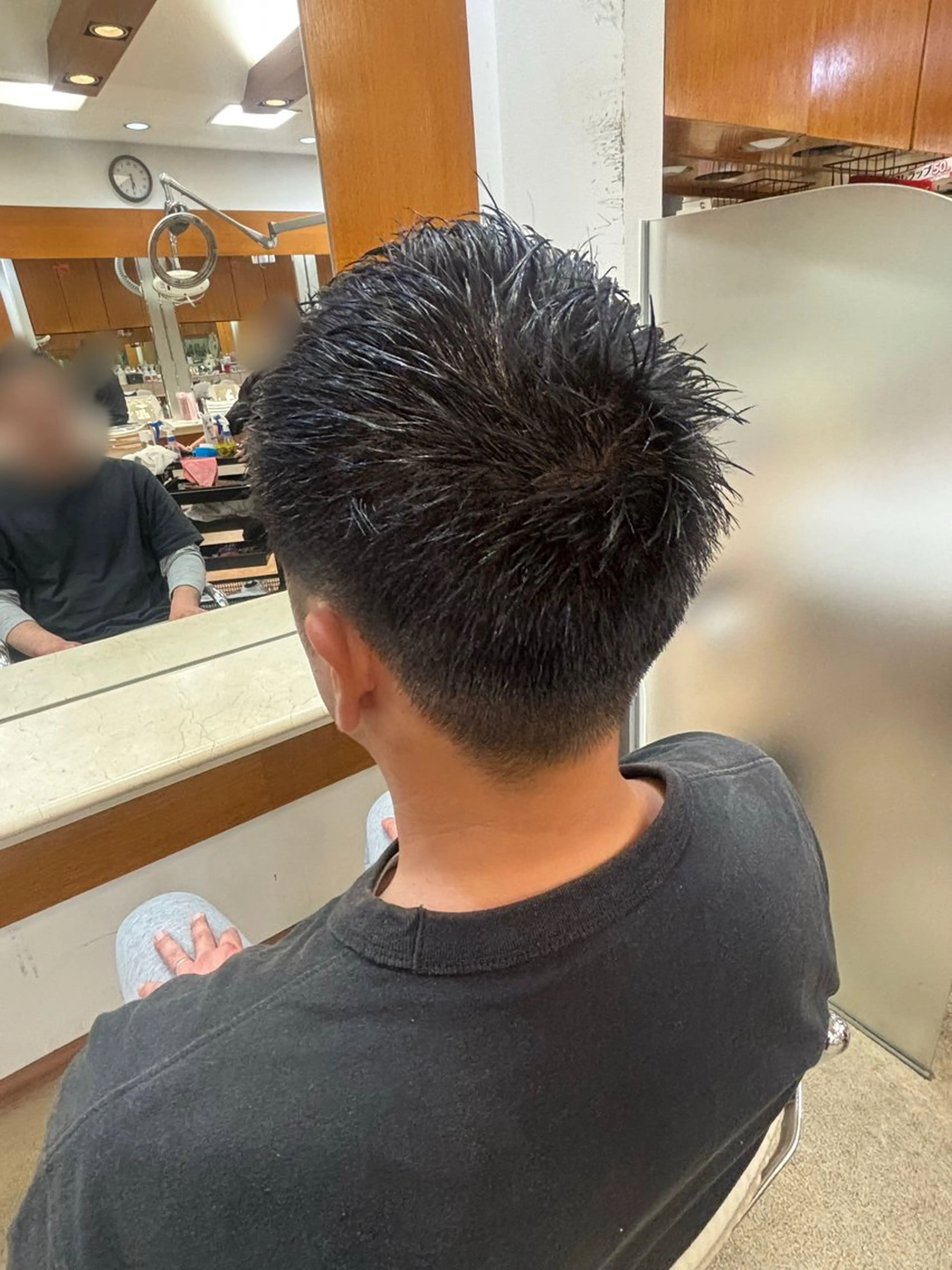 ショート し ゅ う か ‎𖤐 ̖́-‬のヘアスタイル