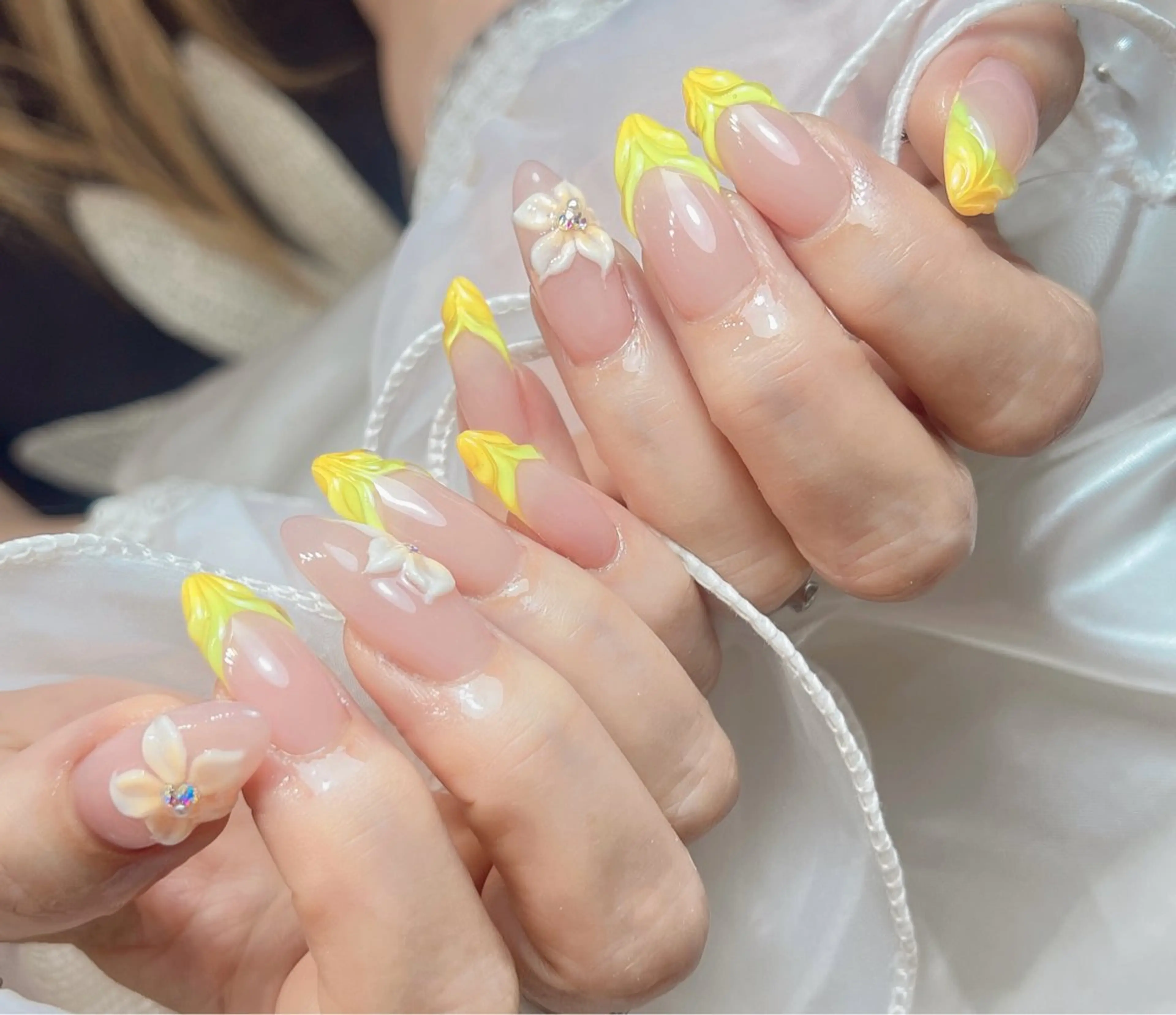 ネイル アートネイル 持ち込み 夏ネイル ハンドネイル bijou nails　蓮のネイルデザイン