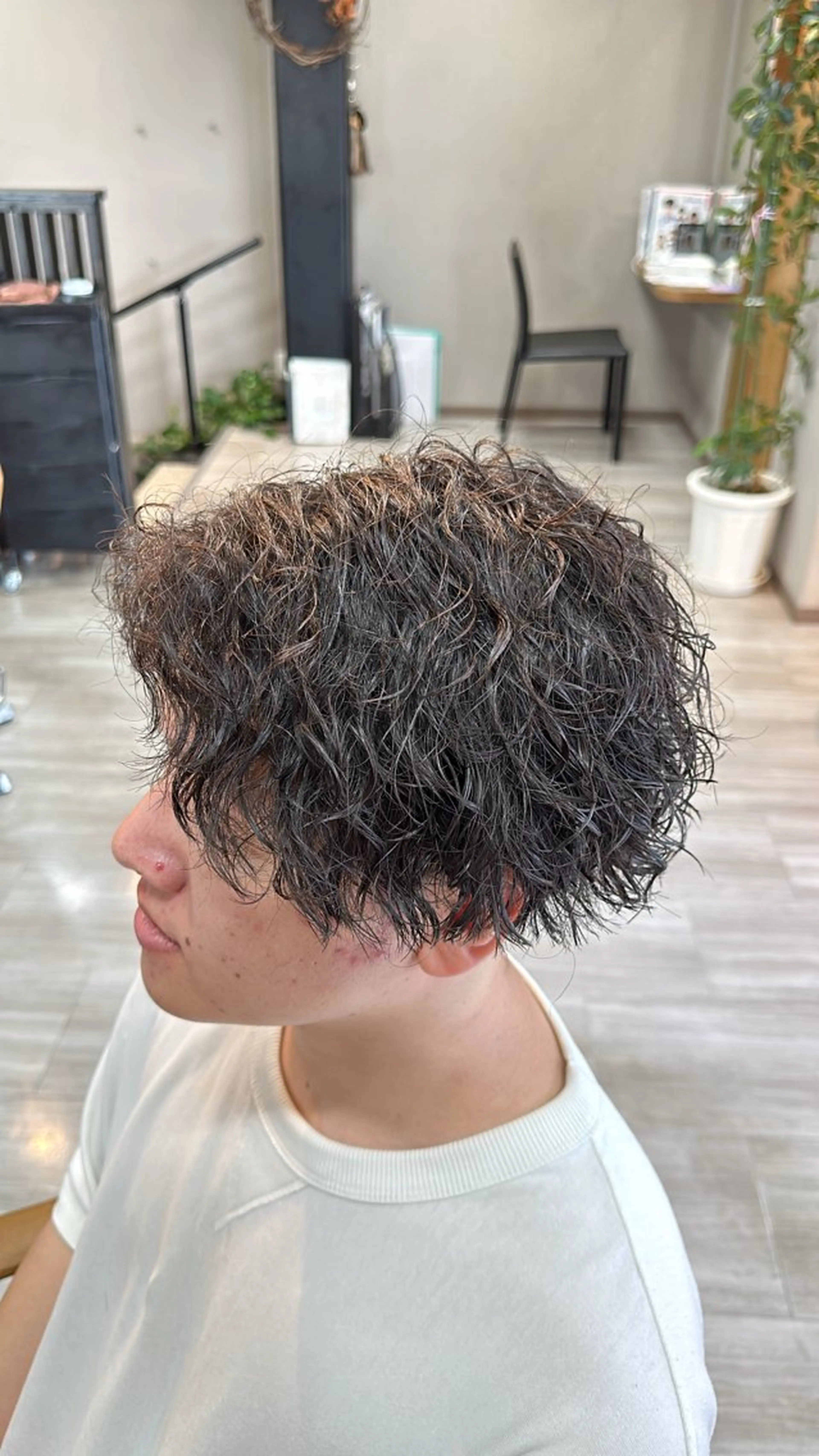 パーマ メンズ arika オケシ　リョウダイのヘアスタイル