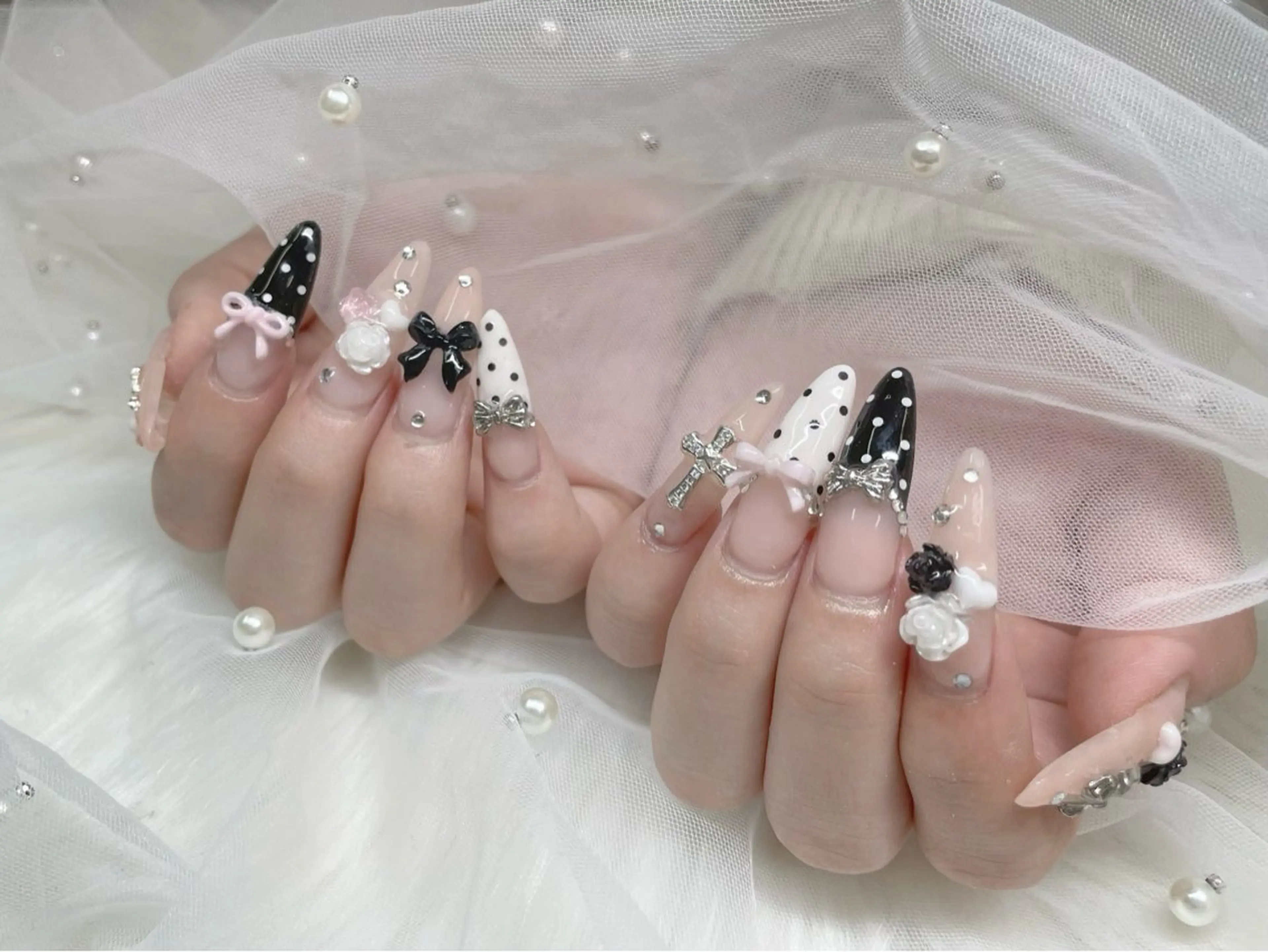 ネイル Emieux Anのネイルデザイン