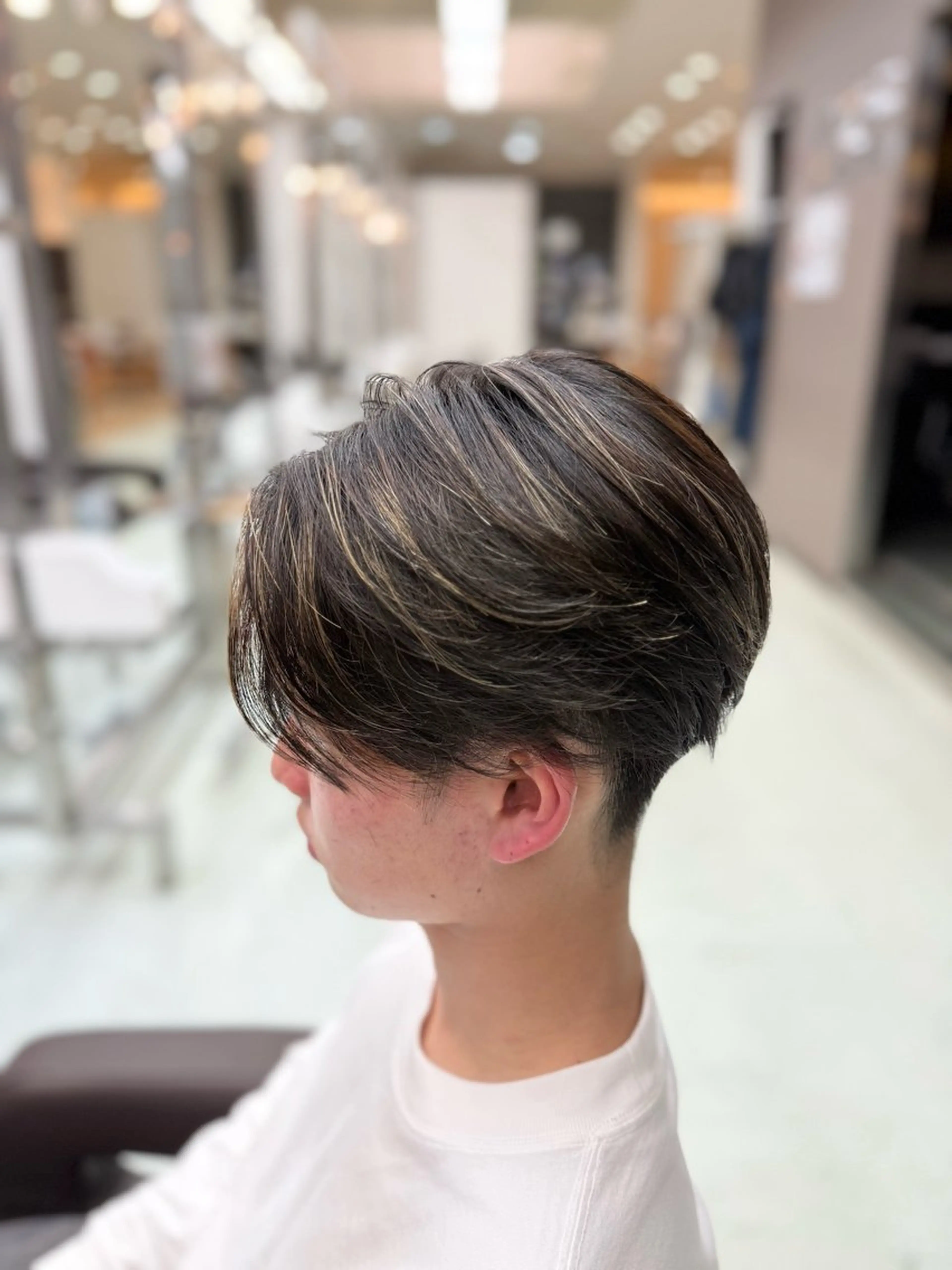 メンズ 新井優馬｜縮毛矯正/ 地毛風ストレートのヘアスタイル