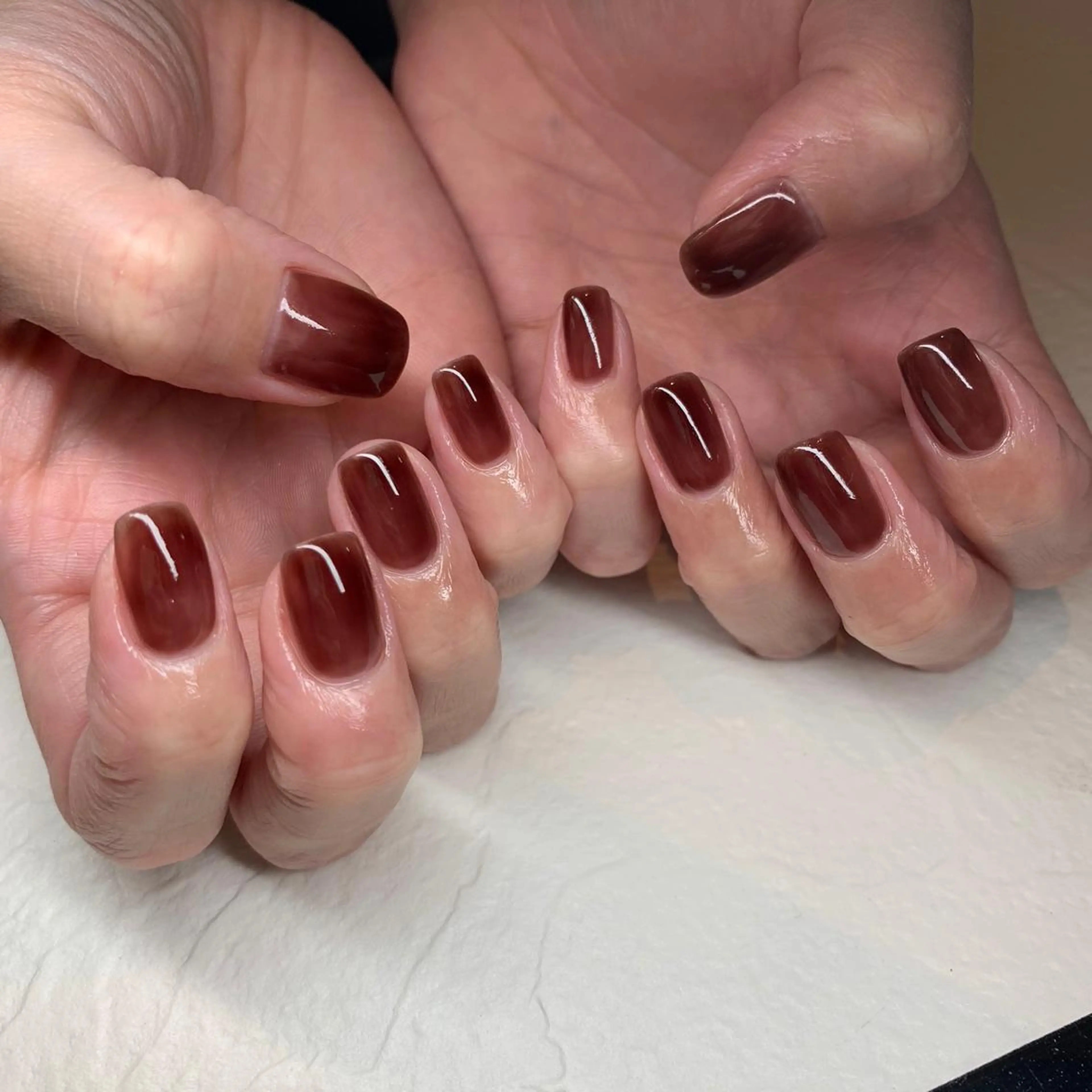 ネイル repos~ルポ~所属・里見 麗のネイルデザイン