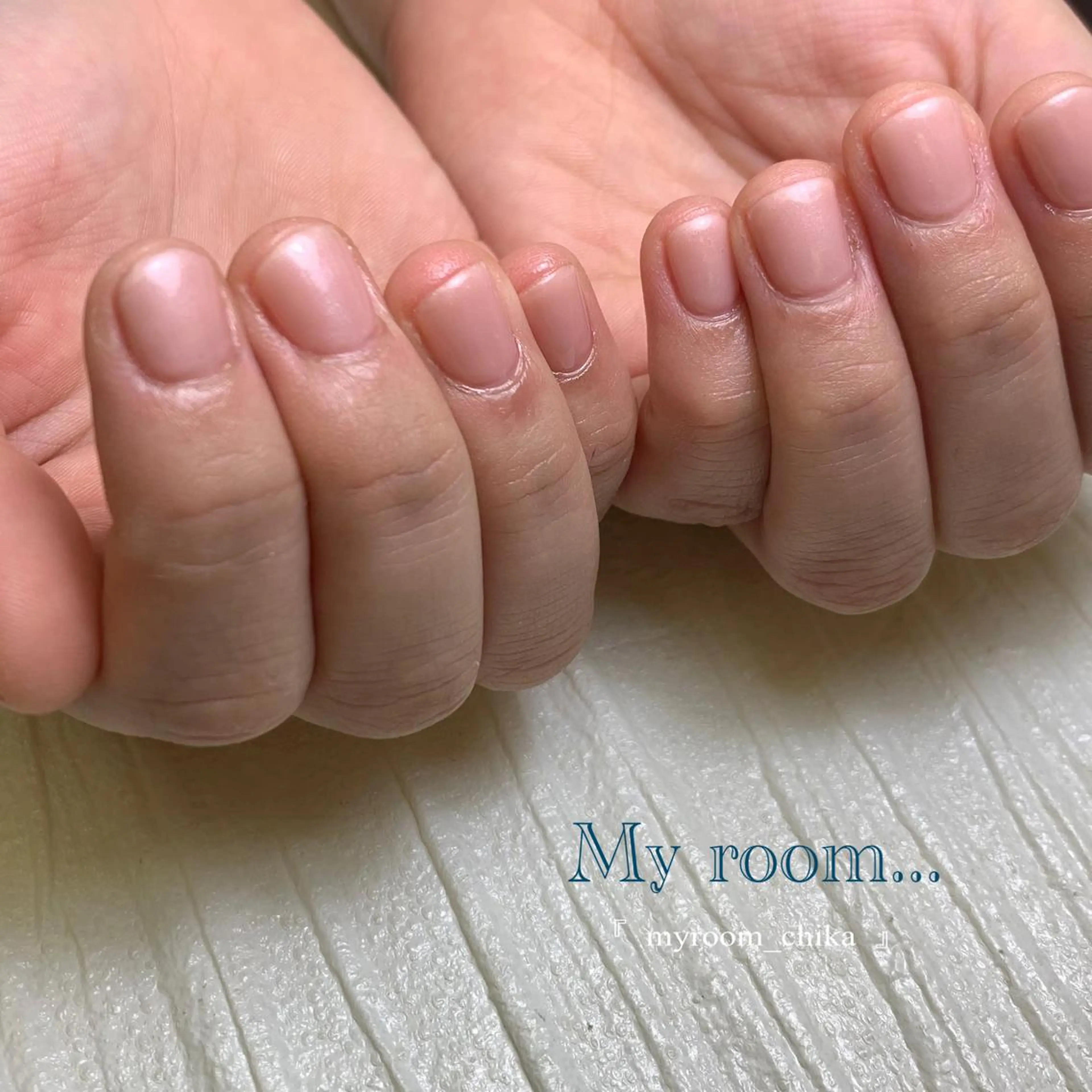 ショート ネイル ワンカラーネイル Amua.facial salon所属・ネイル・ハーブ Amua.新宿御苑のエステ・リラクイメージ