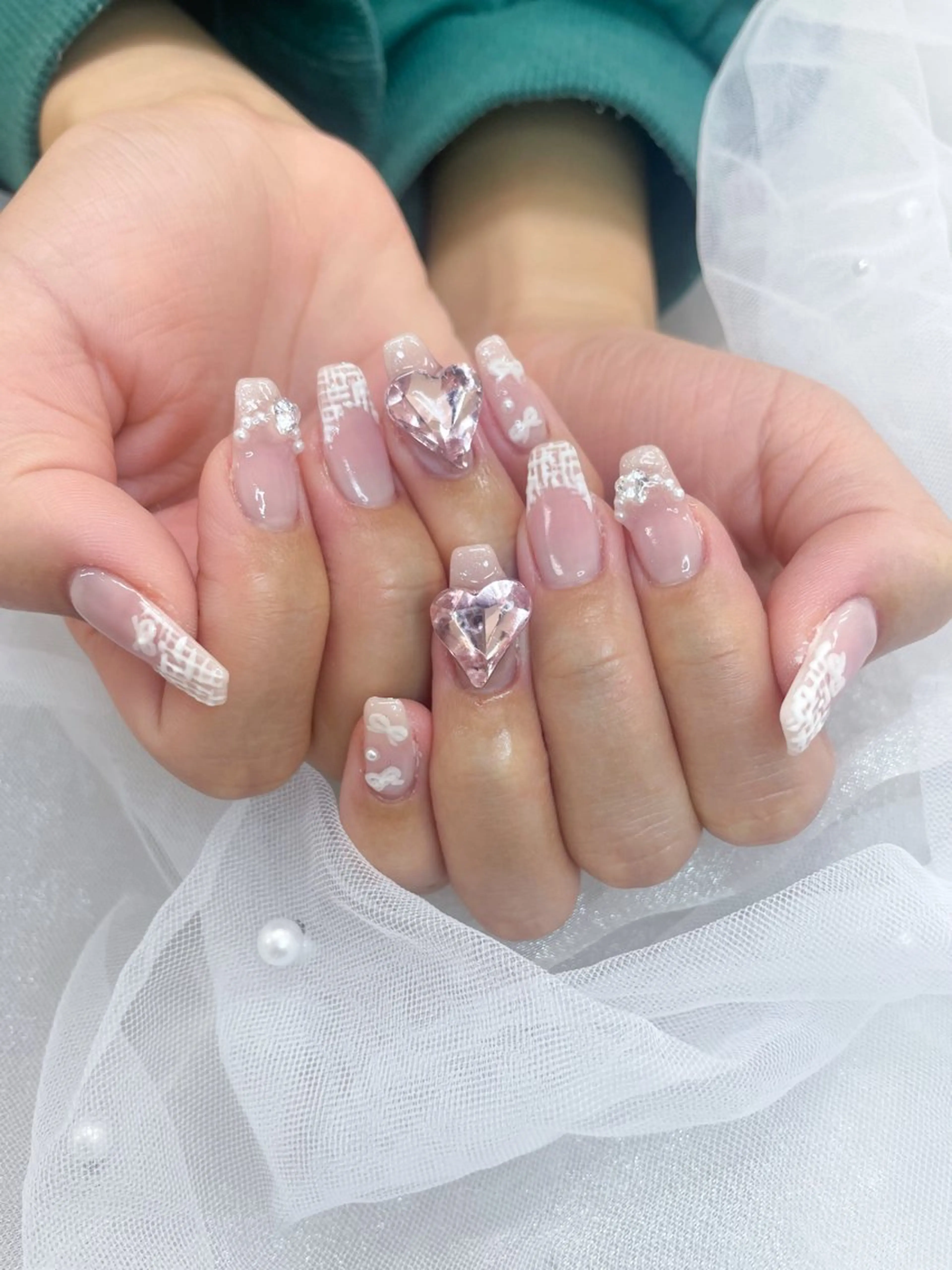 ネイル 持ち込み ハンドネイル 五十嵐 美智のネイルデザイン