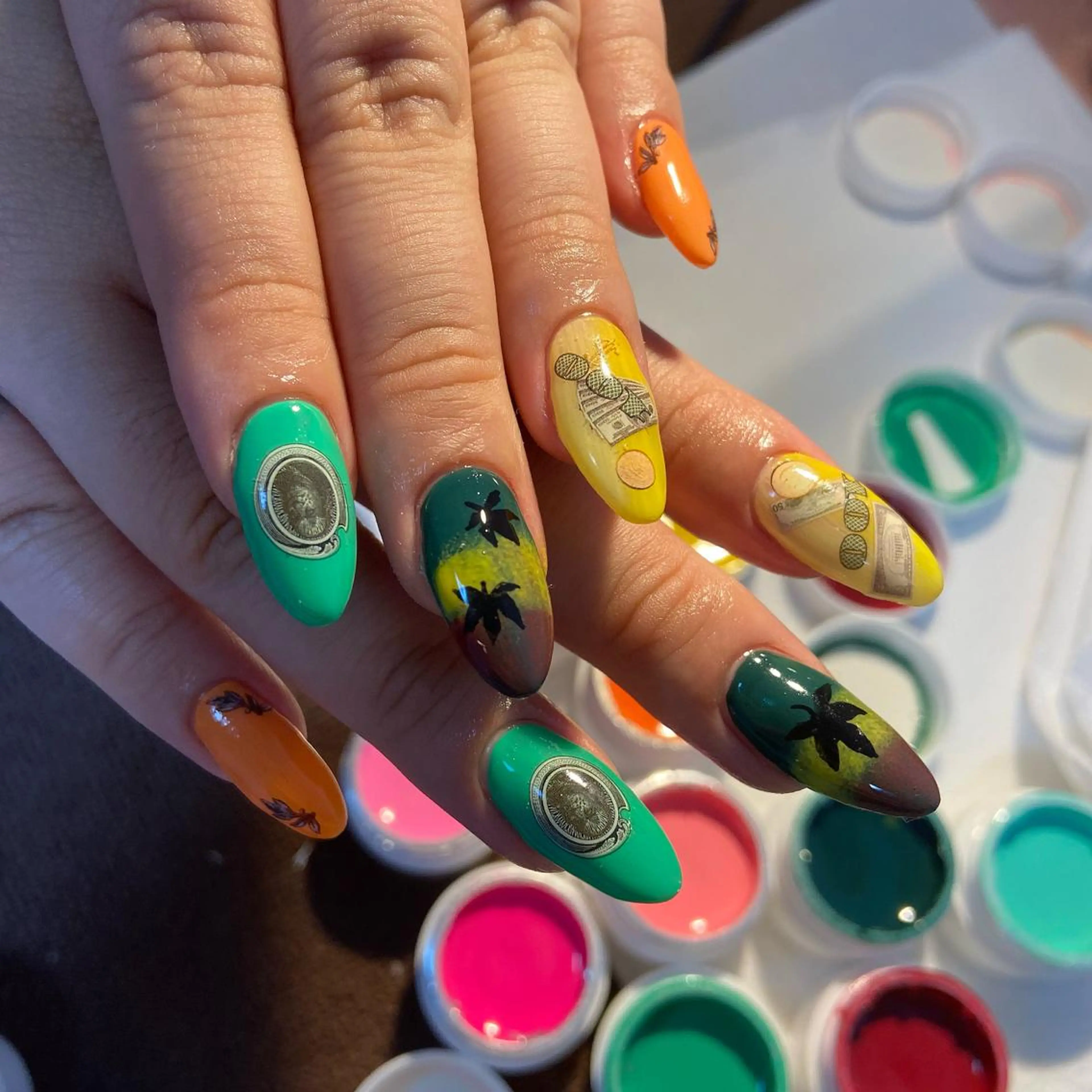 ネイル 持ち込み ハンドネイル nail salon M'U【エムユー】のネイルデザイン