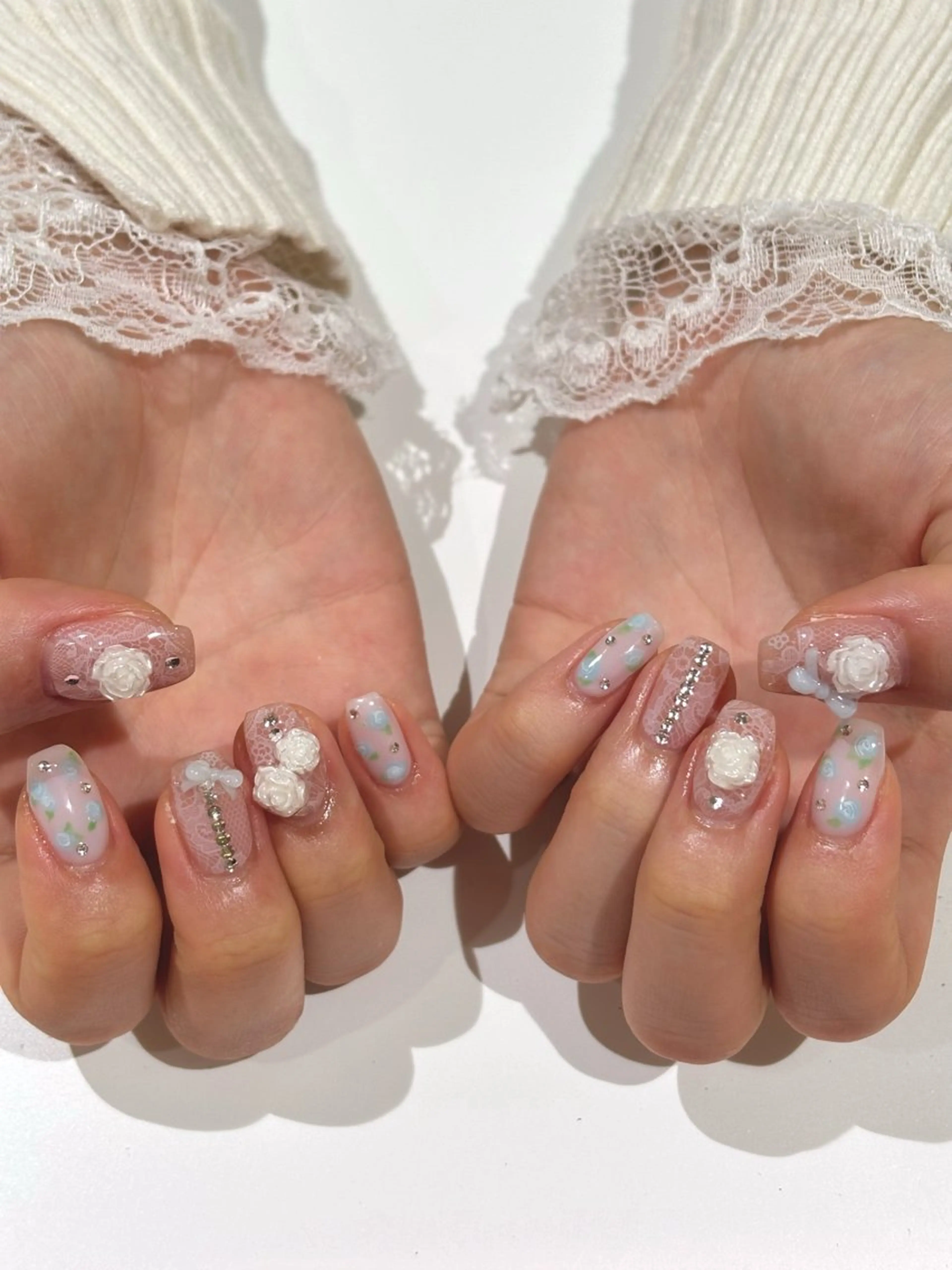 ネイル ハンドネイル REINA .のネイルデザイン