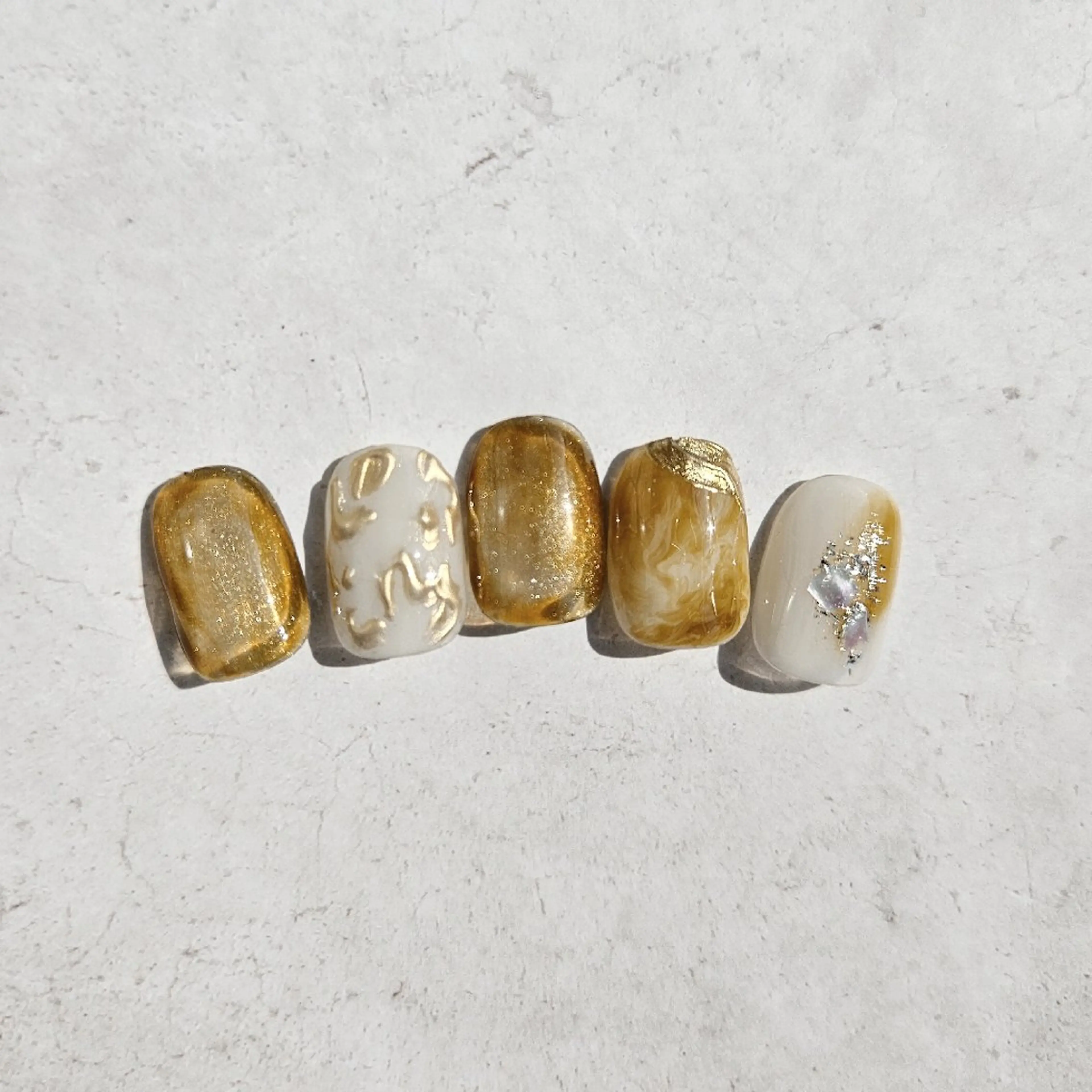 ネイル ジェルネイル マグネットネイル ニュアンスネイル パラジェル ハンドネイル Nailsalon manoのネイルデザイン