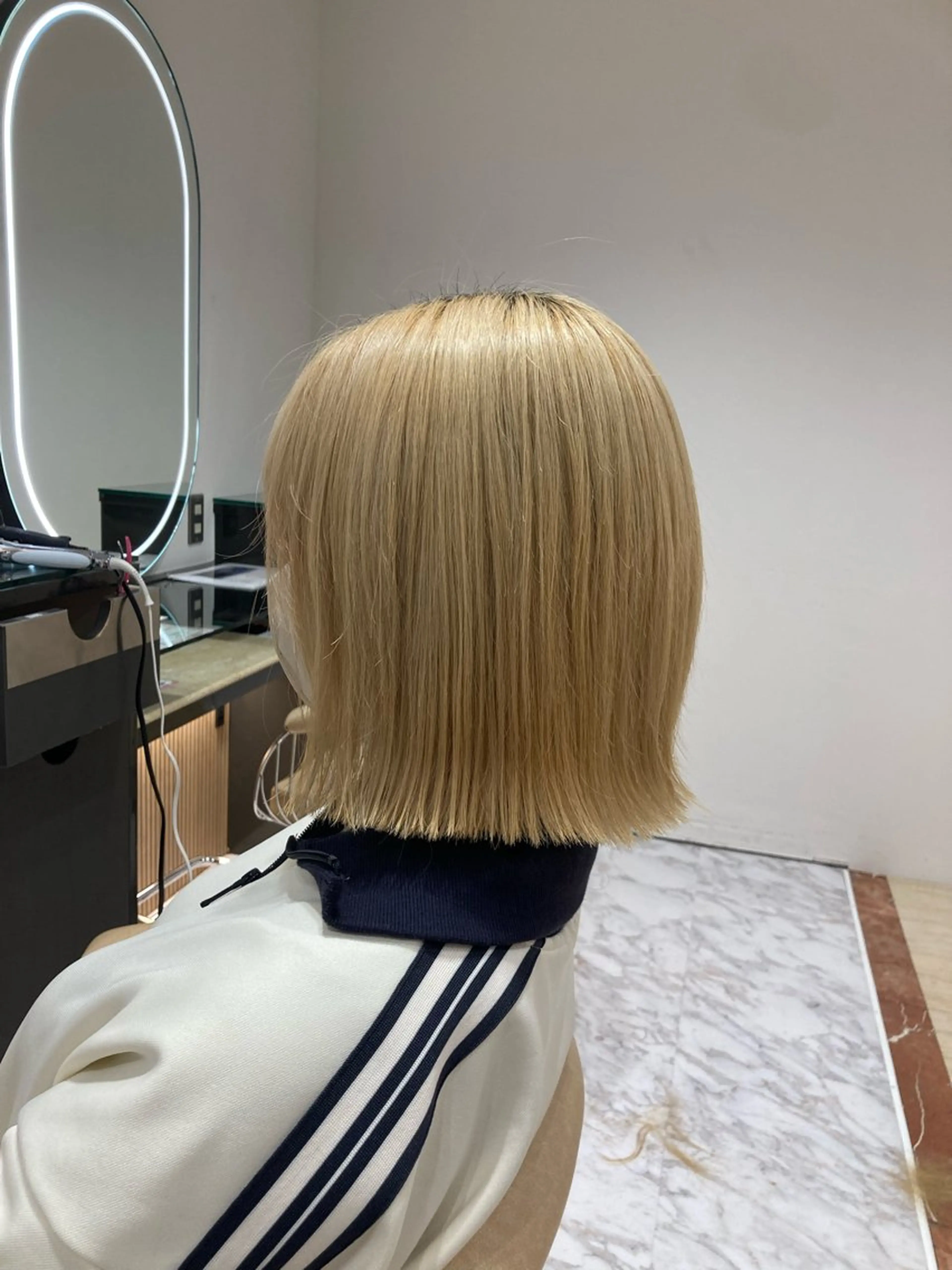 ショート ボブ ピンクカラー🎀 米津 美佑のヘアスタイル