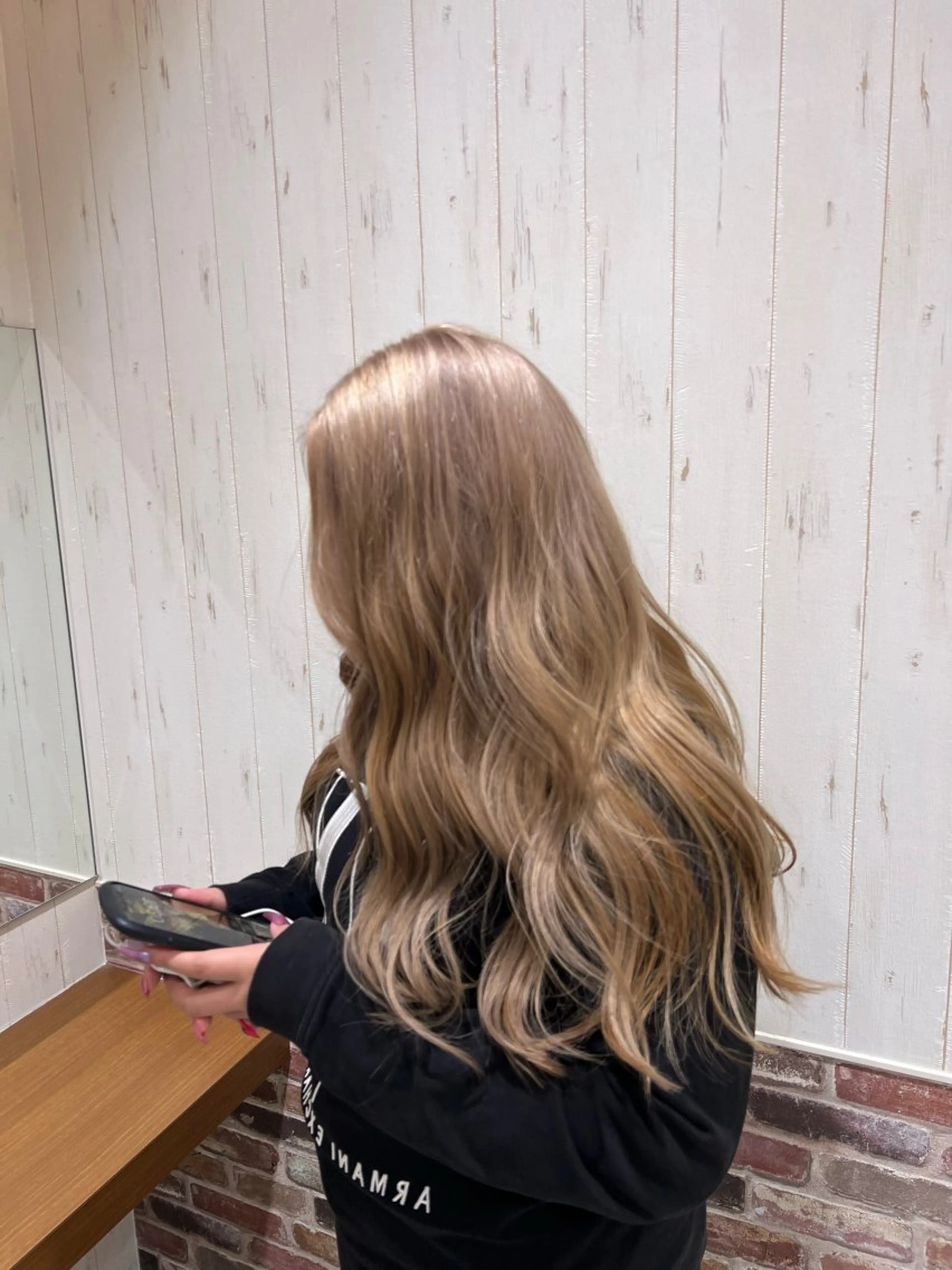 ロング カラー バレイヤージュ ベージュカラー ブリーチ ケアブリーチ ダブルカラー FANスタイリスト Ⓜ️EIのヘアスタイル