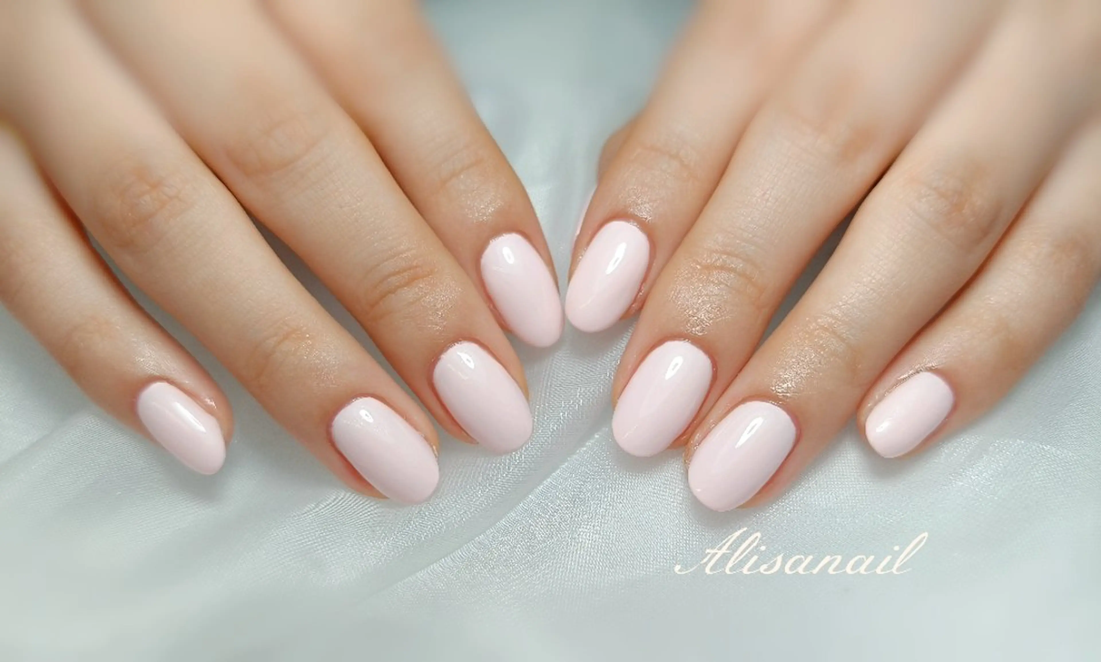 ネイル 桜ネイル ワンカラーネイル 春ネイル エ ンのネイルデザイン