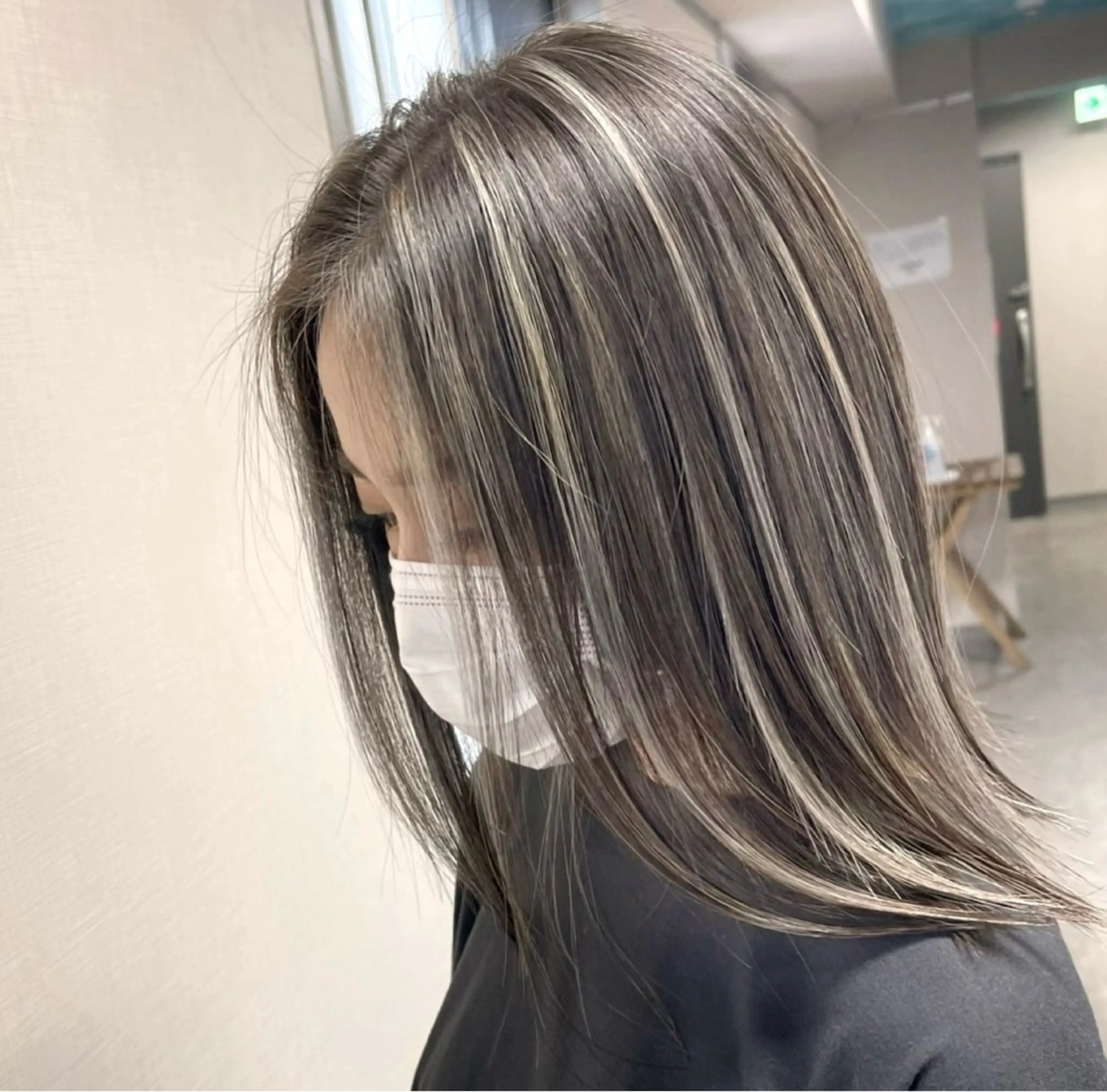 ミディアム カラー ハイライトカラー ハイライト ヘアカラー 松井那津子 /ハイライトブリーチのヘアスタイル