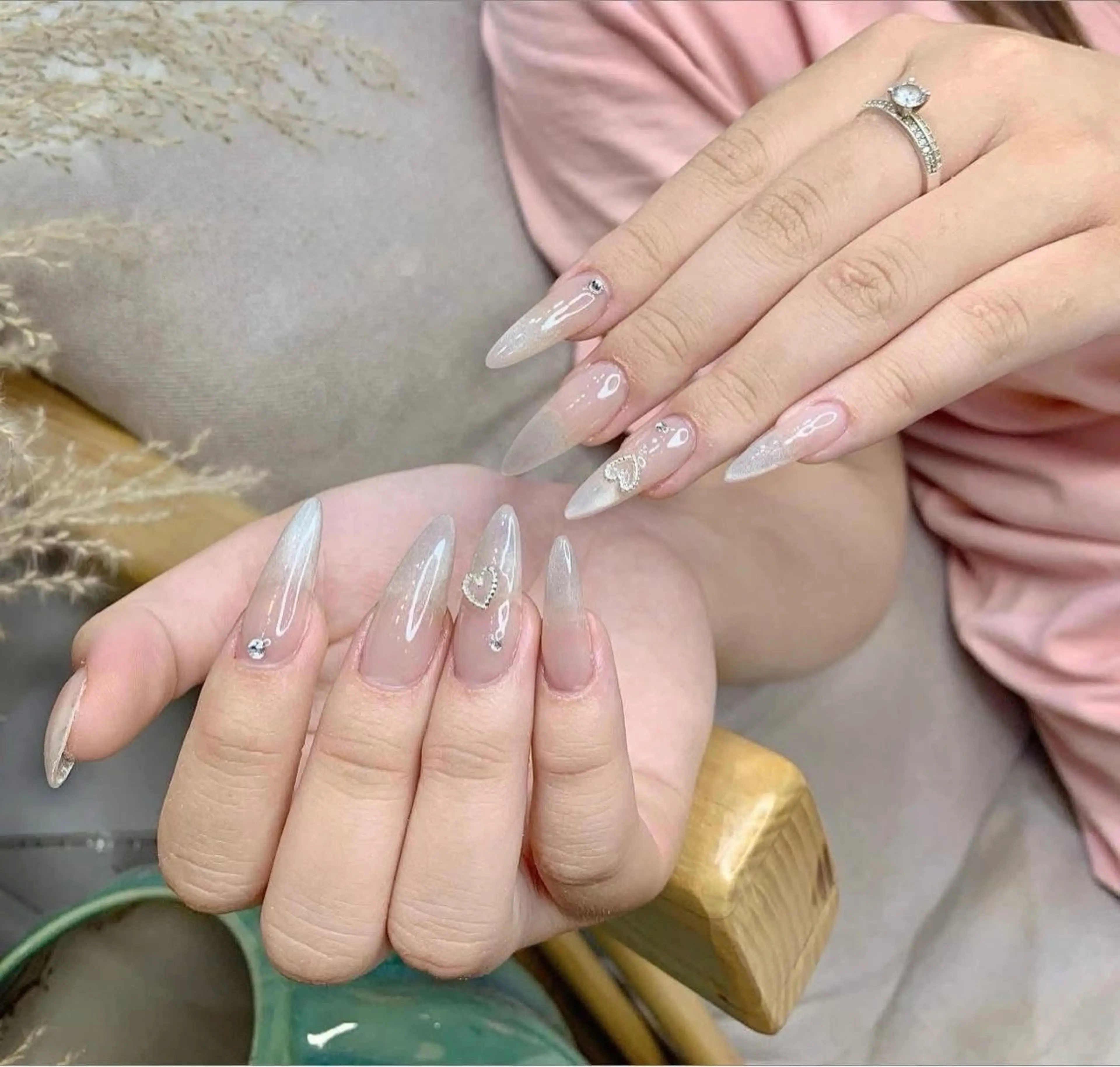 ネイル ハンドネイル トウイ チャンのネイルデザイン