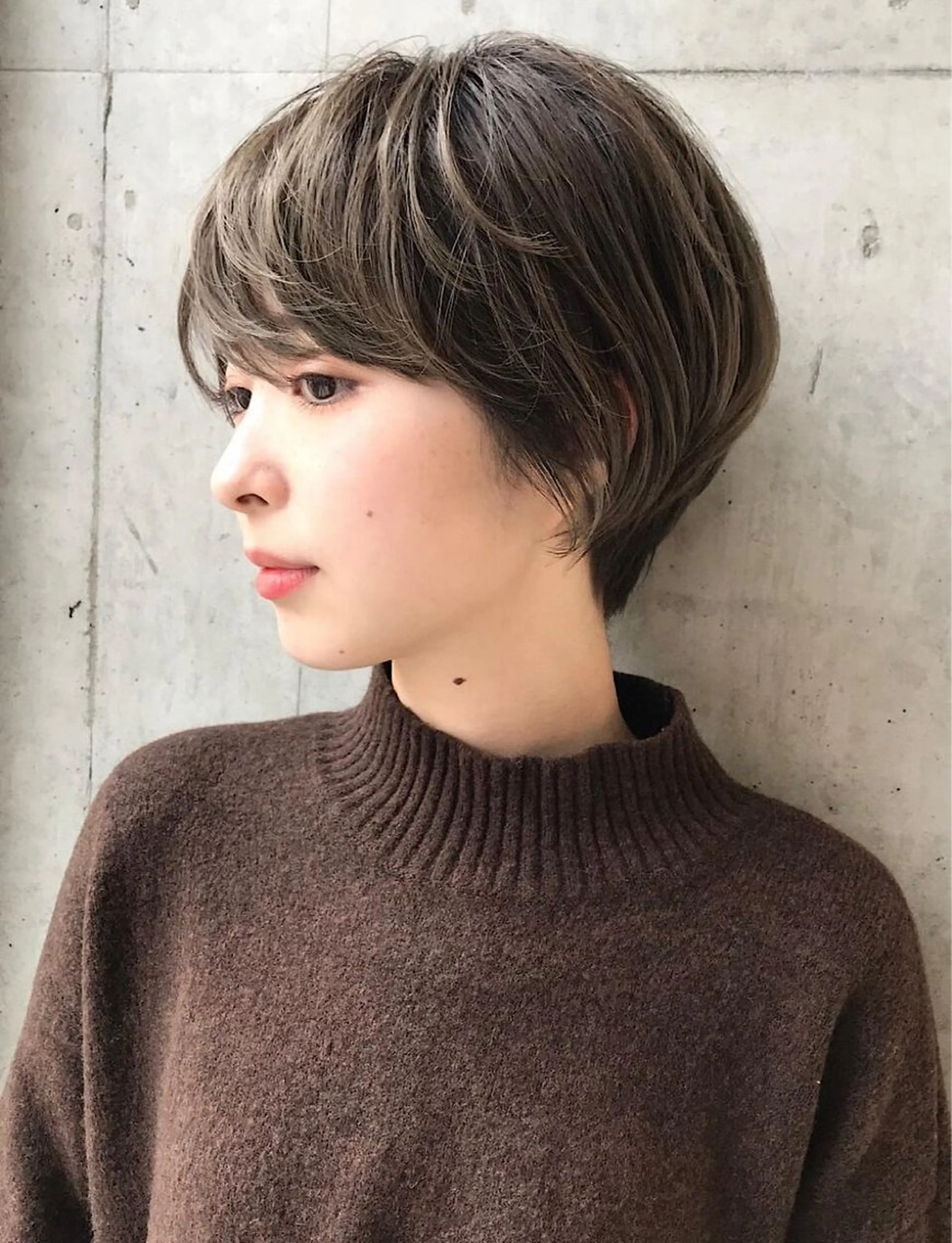 ショート カラー 透明感カラー ダブルカラー ハイライトカラー イルミナカラー インナーカラー misa🫧ナチュラ ル縮毛矯正/髪質改善のヘアスタイル