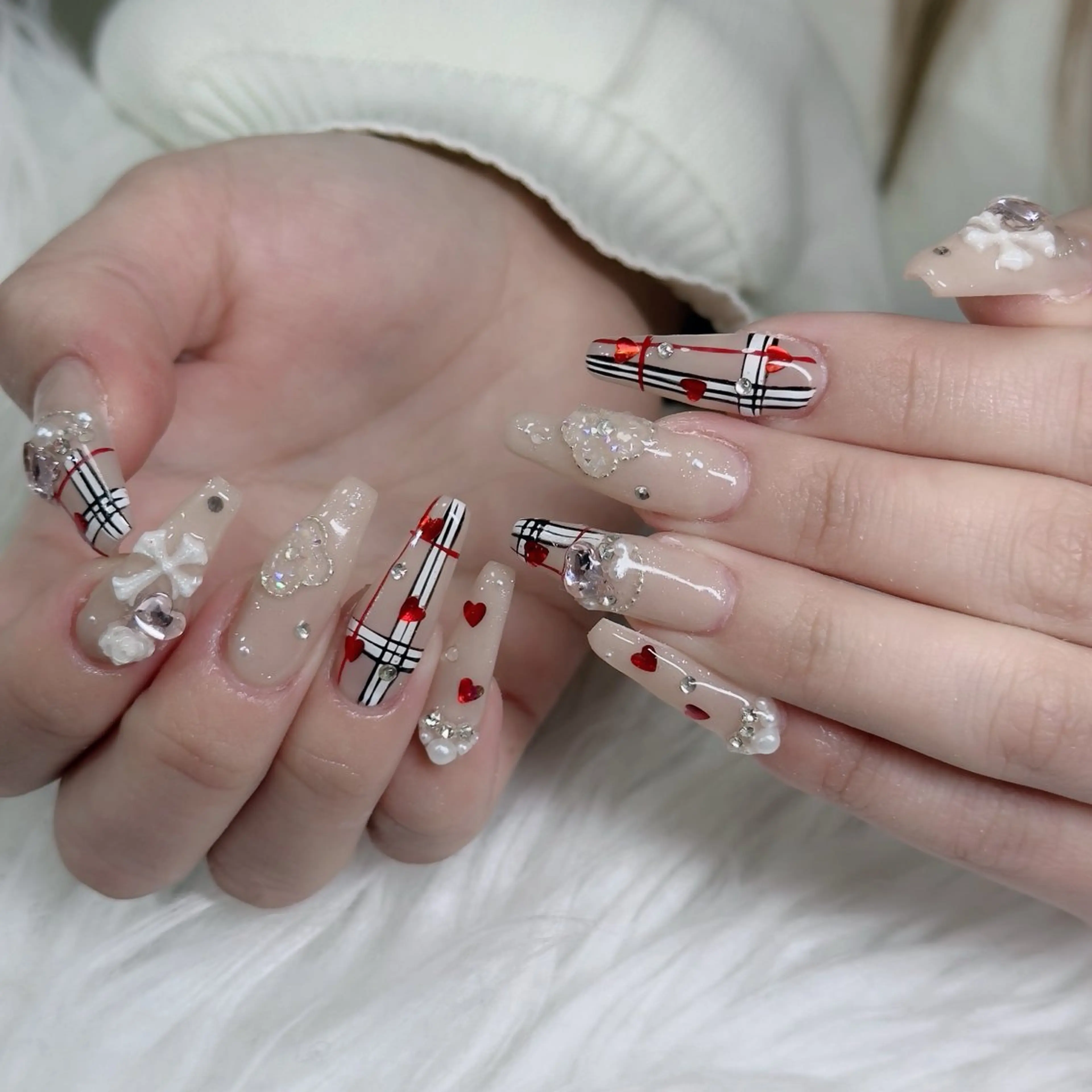 ネイル フットネイル フレンチネイル グラデーション 韓国ネイル ロングネイル ハンドネイル Hani Nail Salonのネイルデザイン