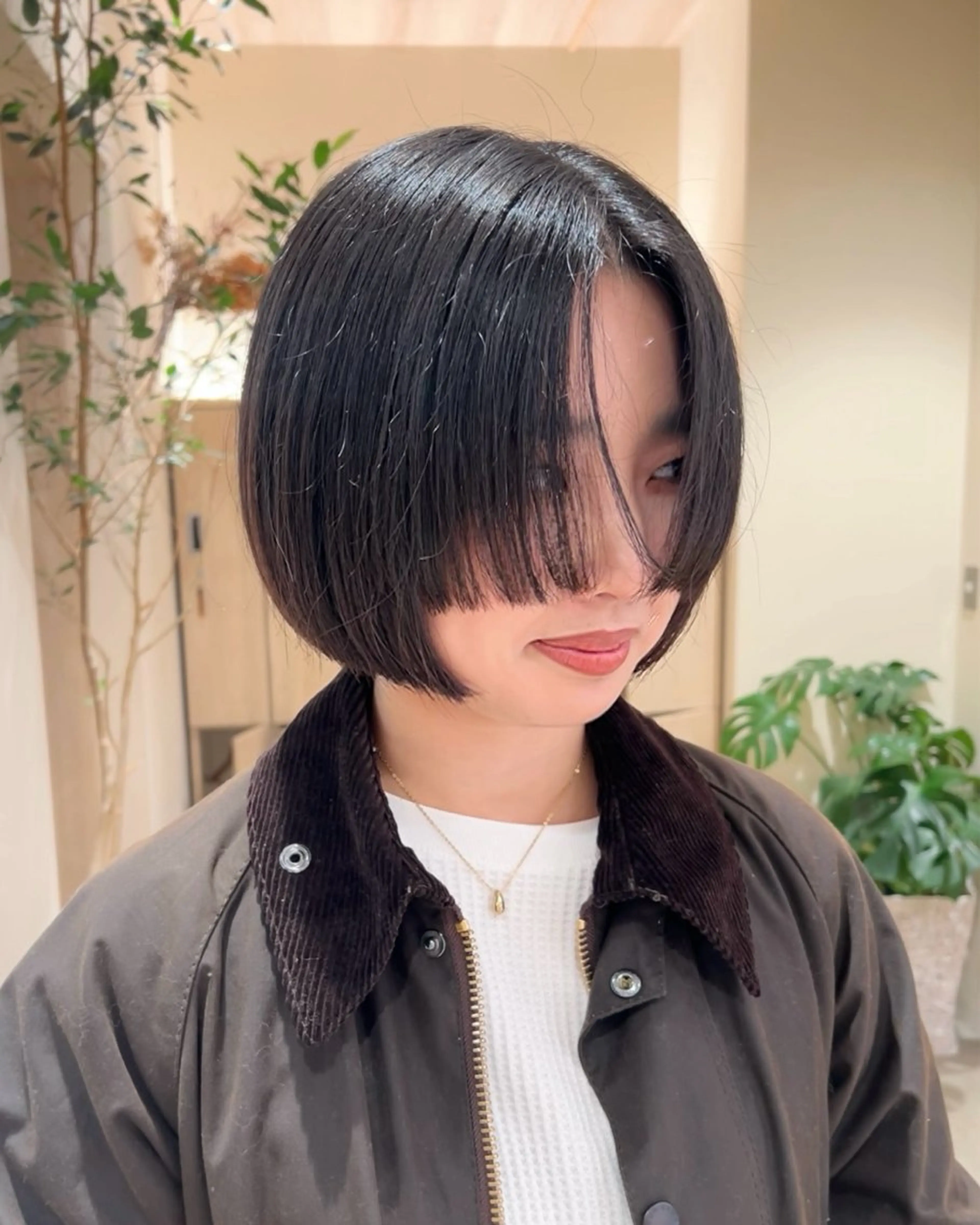 ショート ボブ ボブ・レイヤー ・パーマ【iri】のヘアスタイル