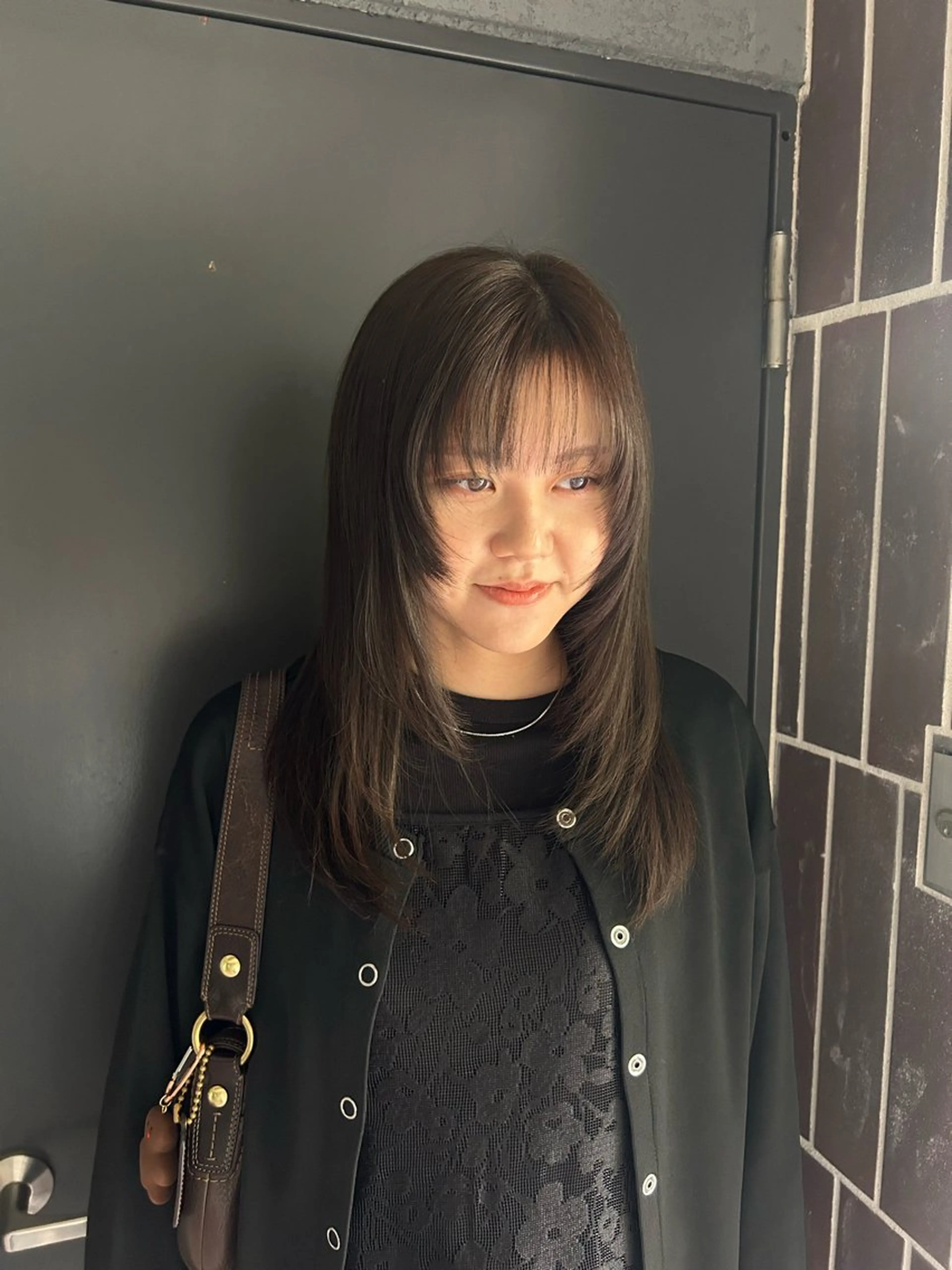 カラー 長岡 妃奈乃のヘアスタイル