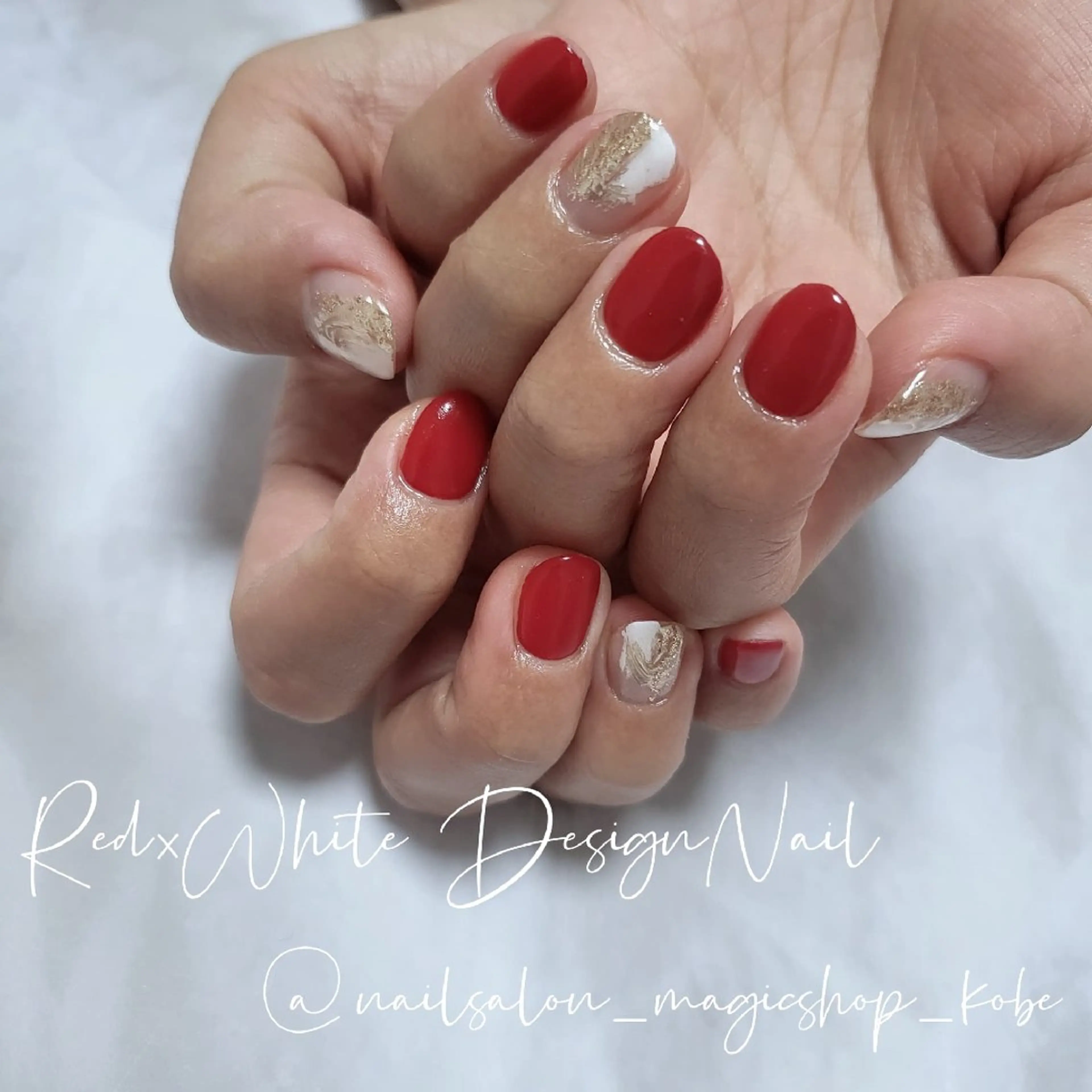 ネイル ジェルネイル ゴールド ニュアンスネイル 赤色 シルバー ハンドネイル Nailsalon MagicShopのネイルデザイン