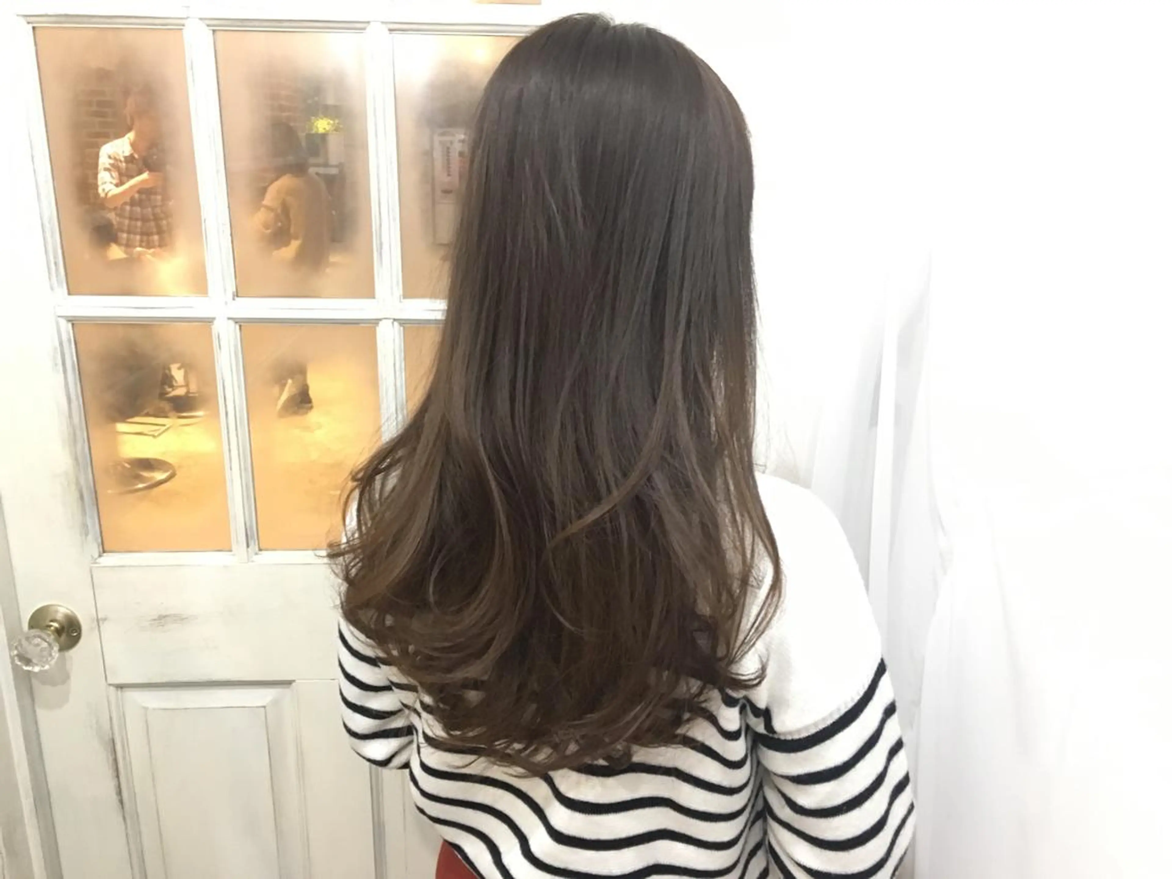 ロング カラー ヘアアレンジ アッシュ ハイライトカラー ラベンダーカラー ラベンダーアッシュ ハイライト 境 健助のヘアスタイル