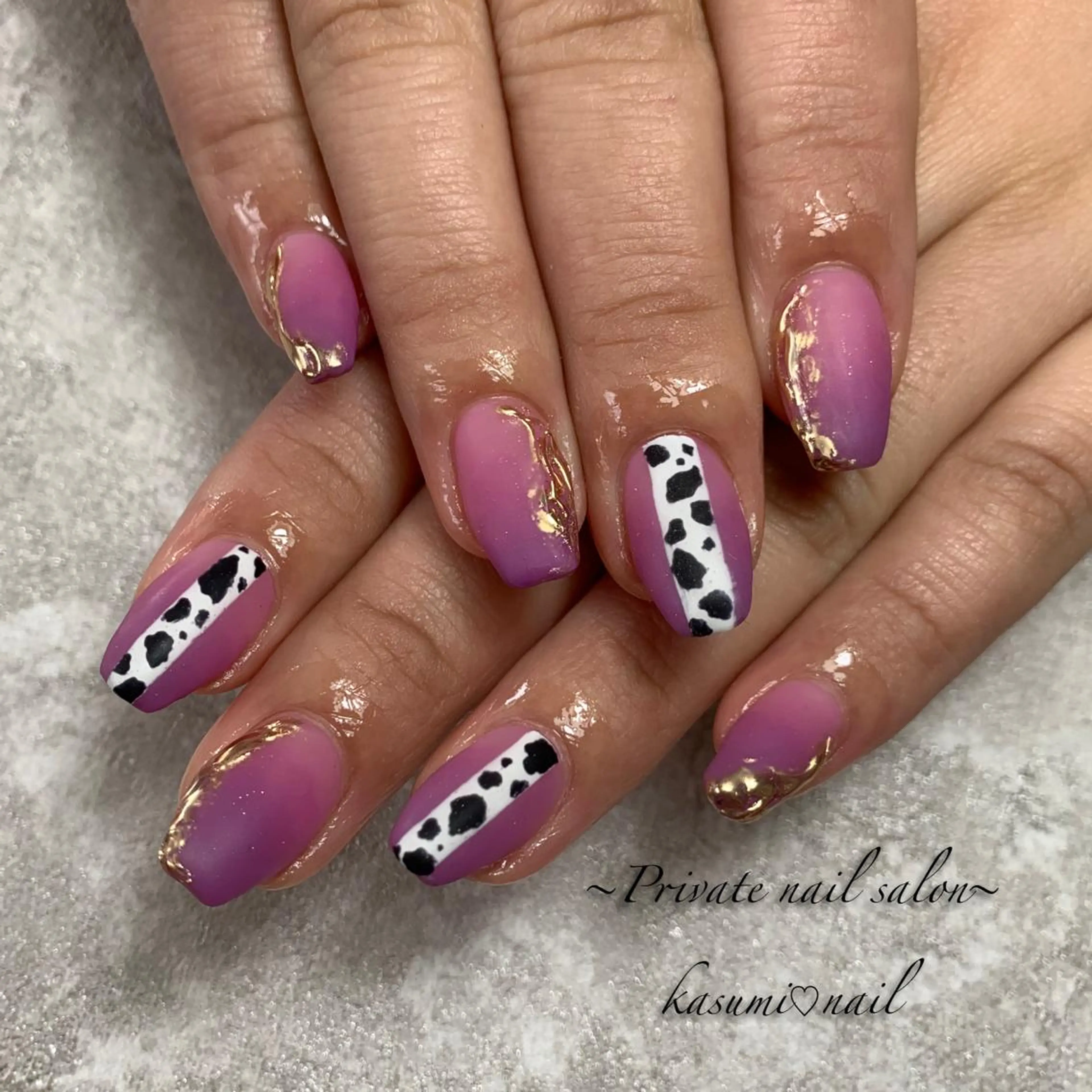 ネイル アニマル柄 ミラーネイル ニュアンスネイル KASUMI♡ Nailのネイルデザイン