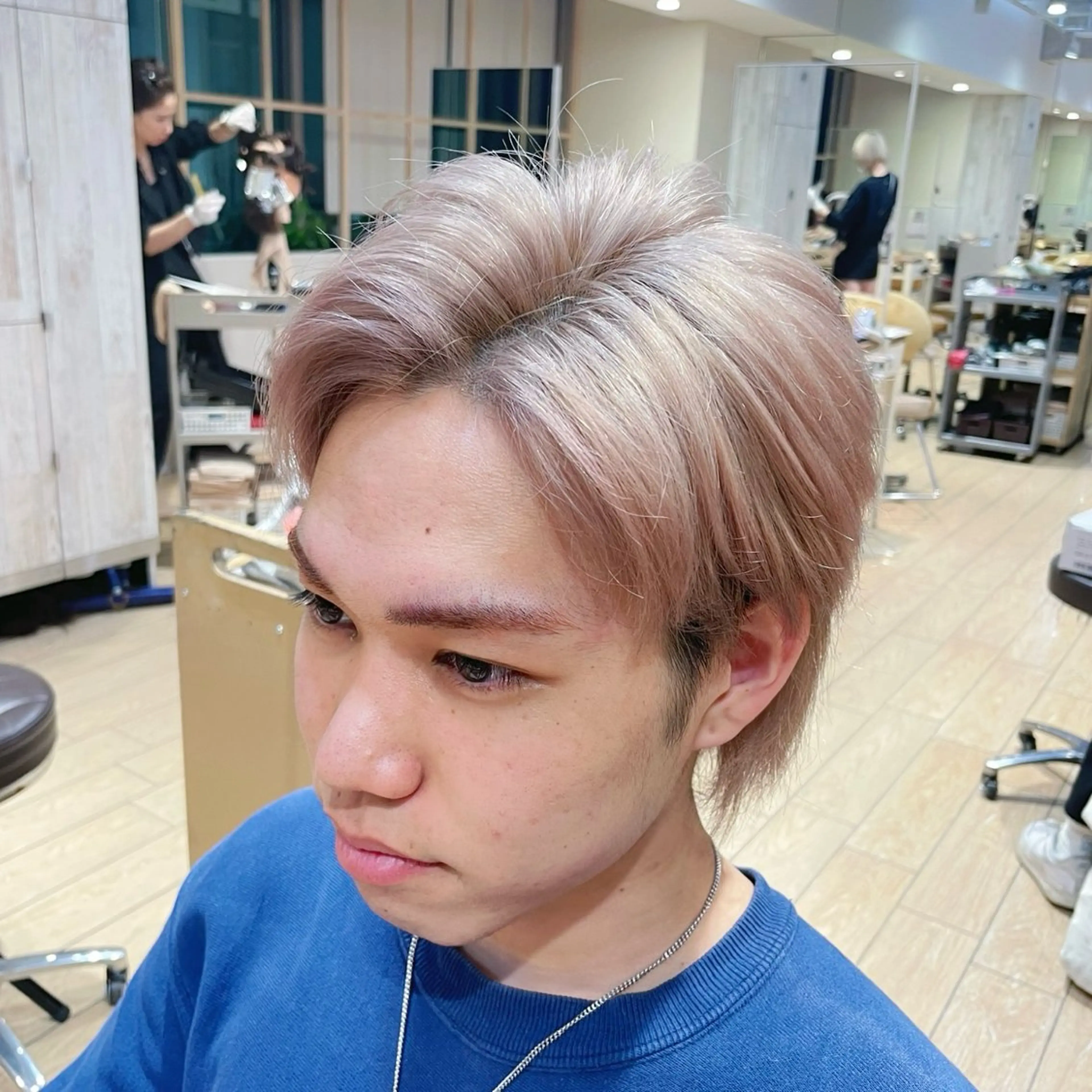 カラー メンズ メンズブリーチ ブリーチ ダブルカラー 顔周り/透明感カラー /似合わせ/難波雄雅のヘアスタイル