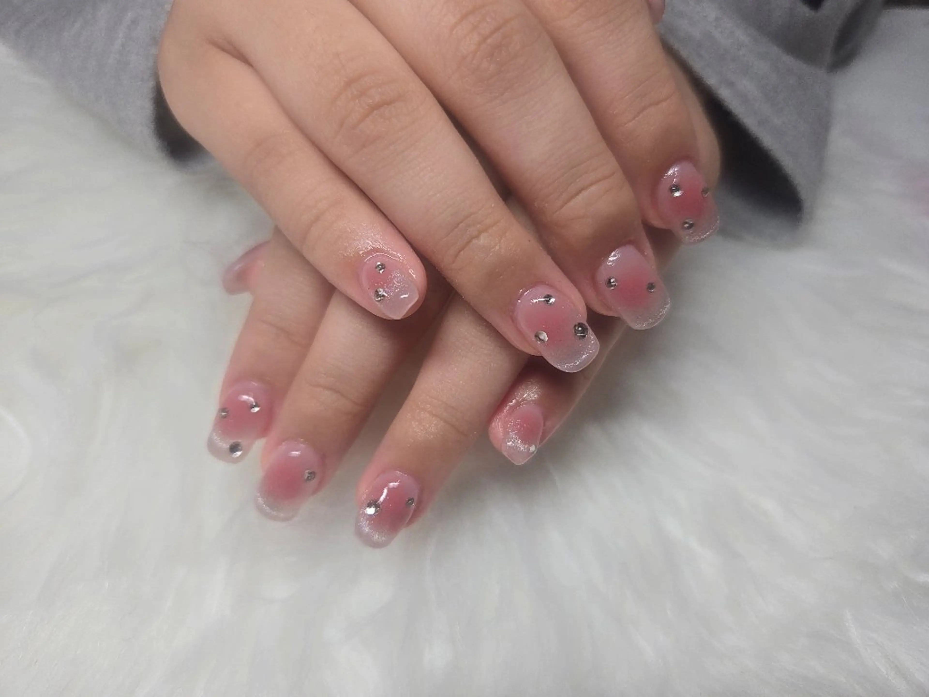 ミディアム ハンドネイル LILY Salonのネイルデザイン