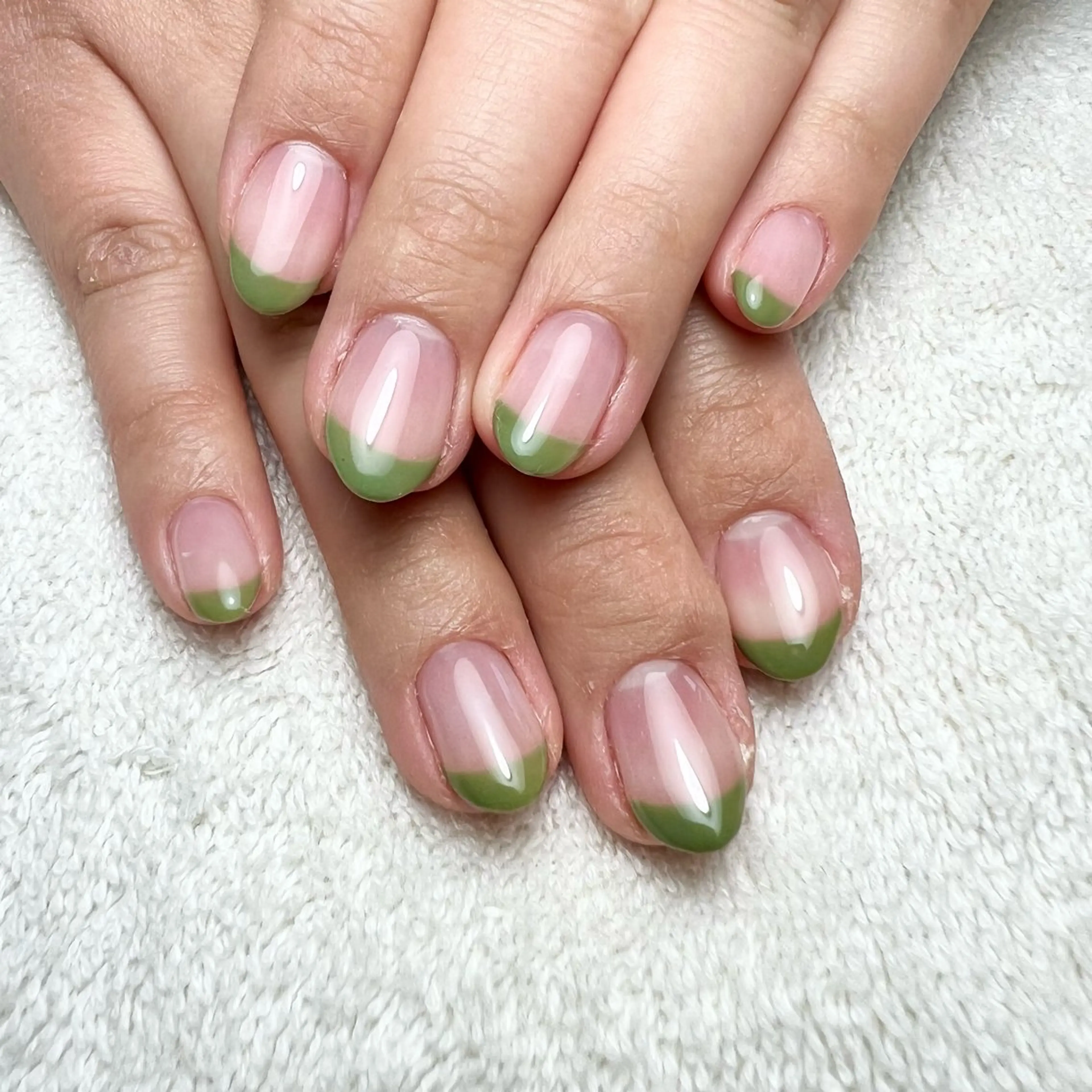 ネイル フレンチネイル ハンドネイル COCO +のエステ・リラクイメージ