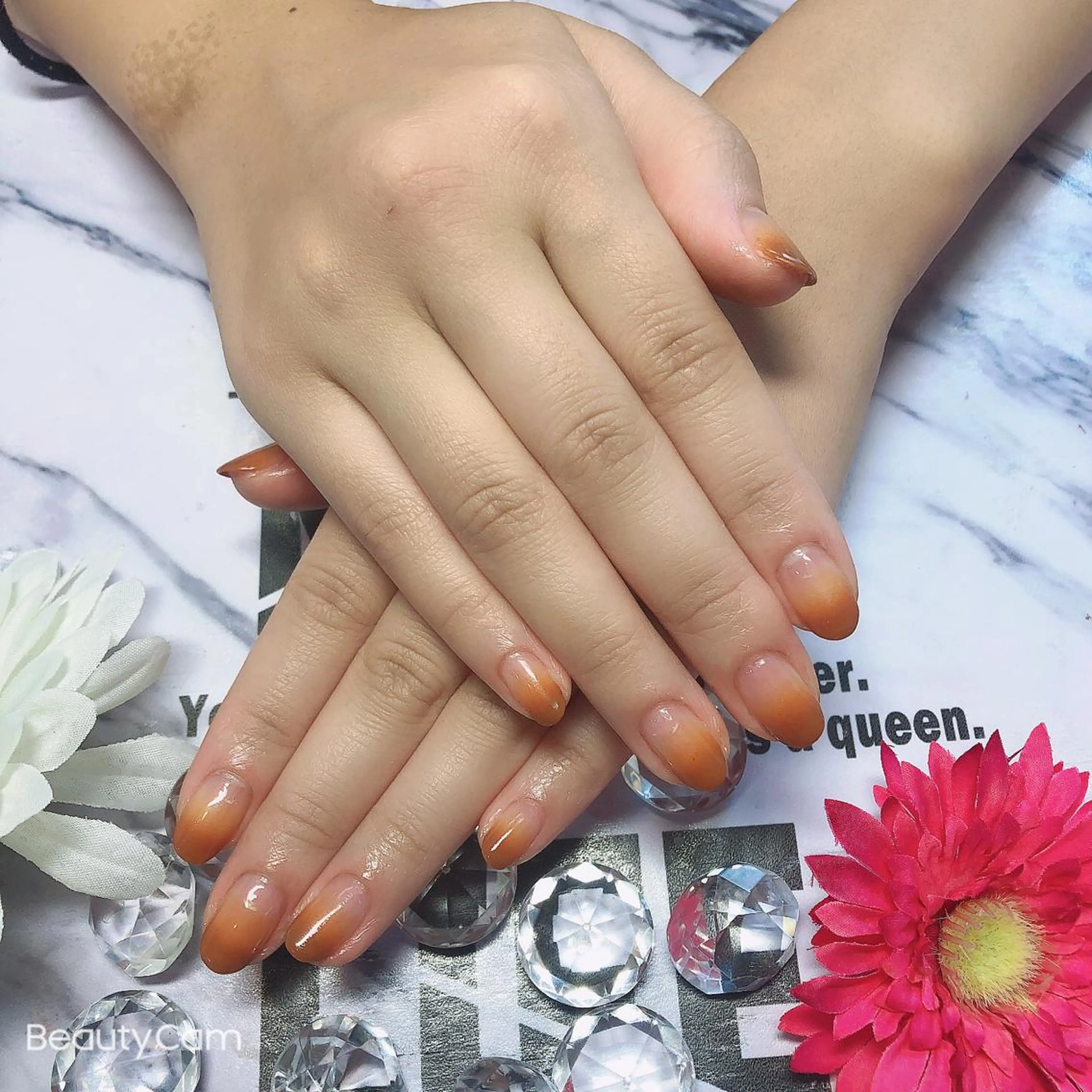 カラーグラデーション(オフなし)🌈甘皮処理＋ドライケアの写真