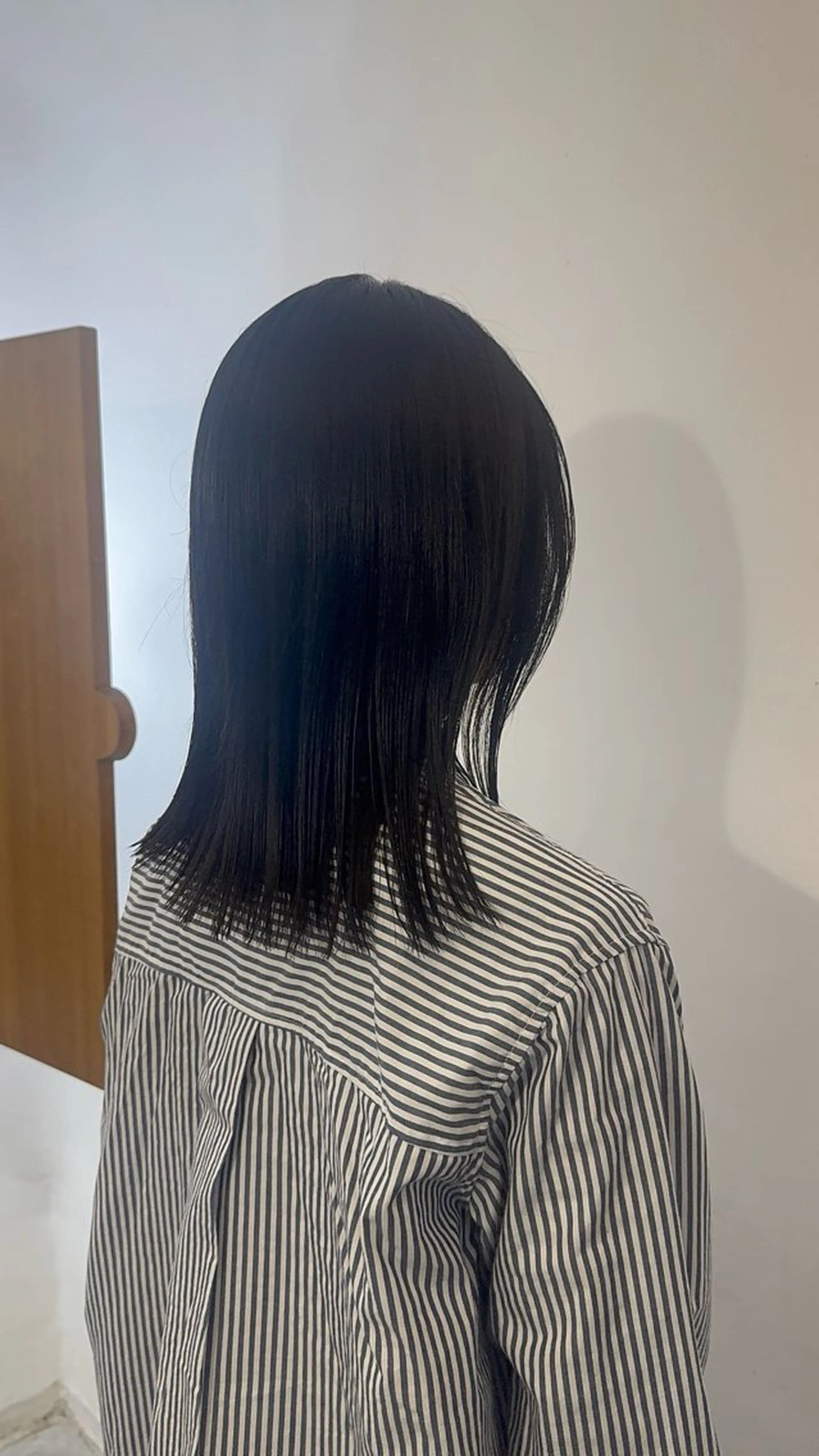 ミディアム ハロウ momonaのヘアスタイル