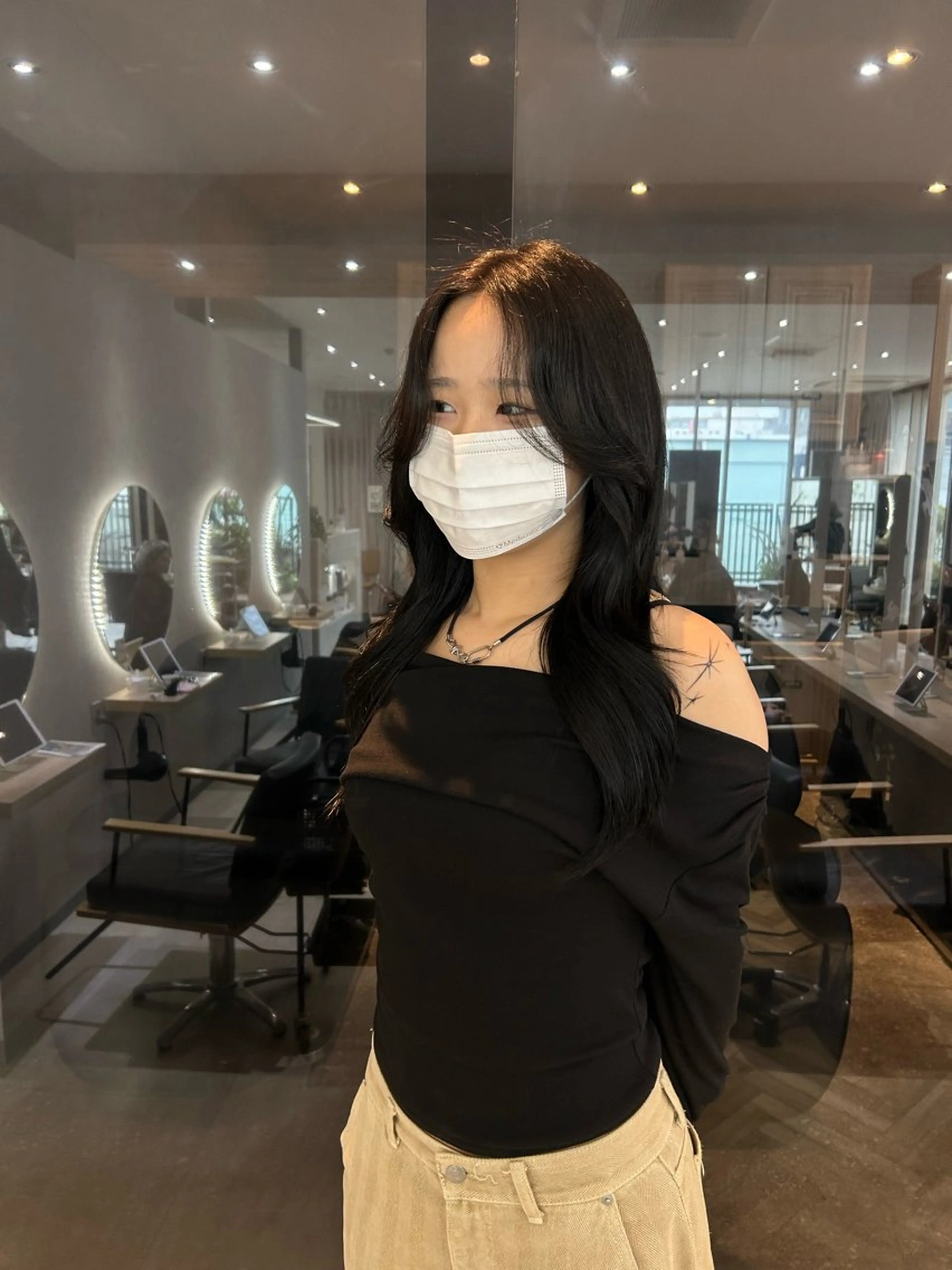 ロング アッシュ ボブ くびれヘア ハッシュカット 髪質改善 ハッシュカット🖤✨ 顔周り/韓国ヘアのヘアスタイル