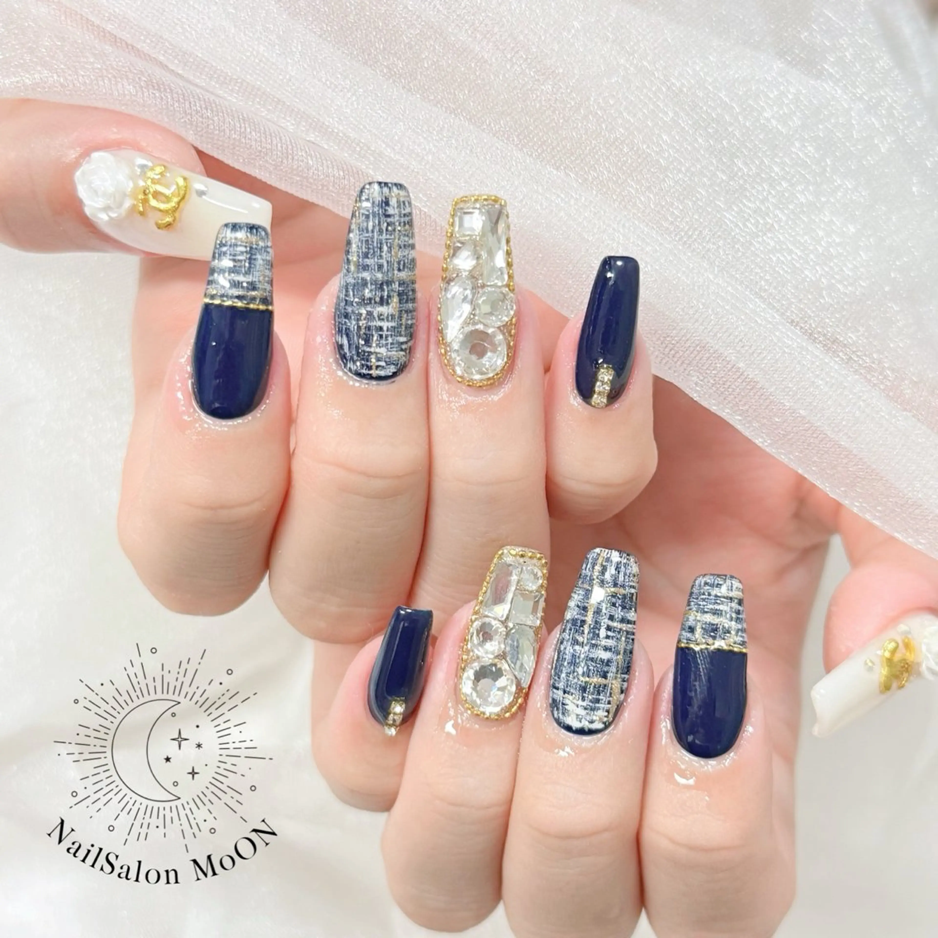 ネイル MoON...❤︎ MeGuのネイルデザイン