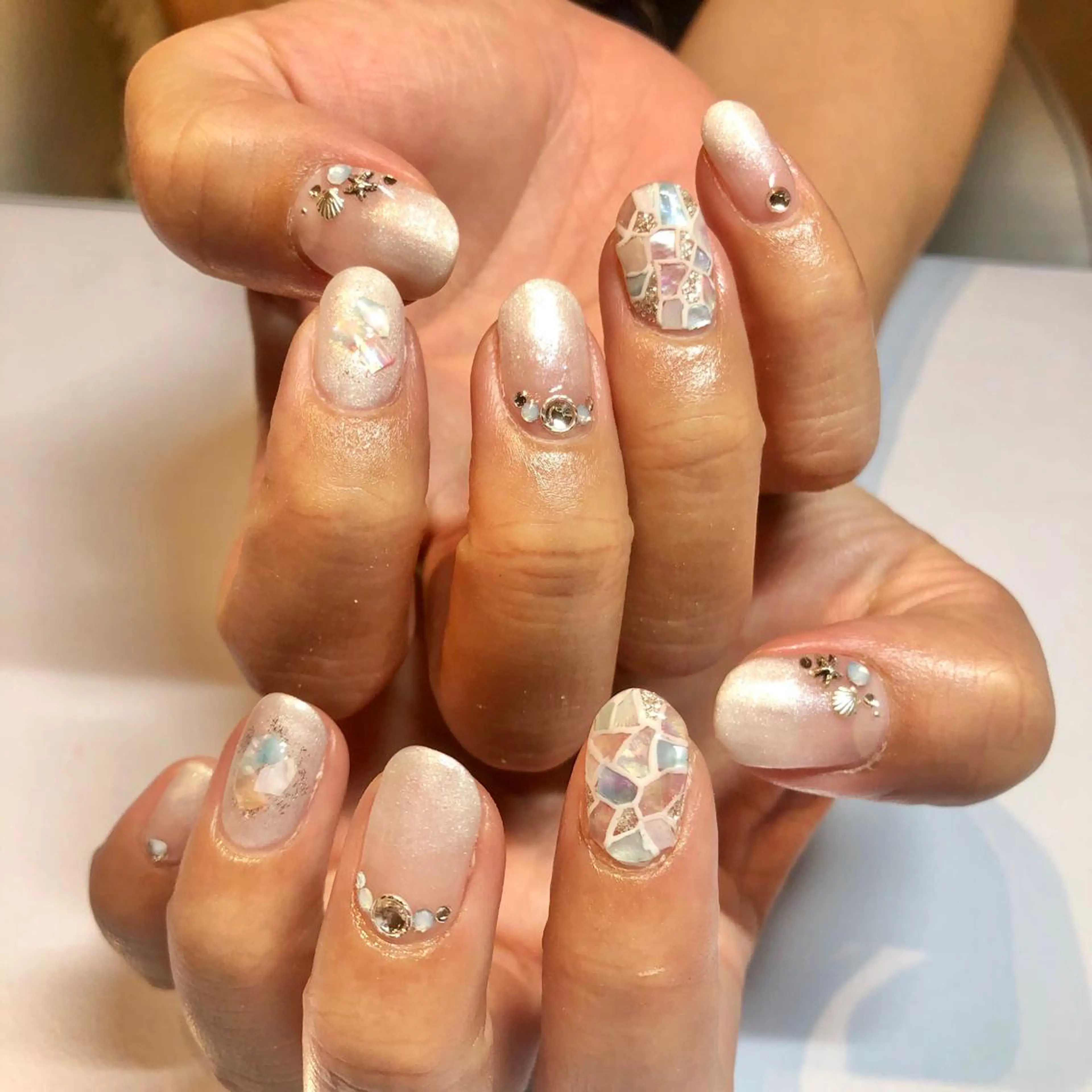 ネイル ストーンネイル ハンドネイル Tocowaka マエダのネイルデザイン