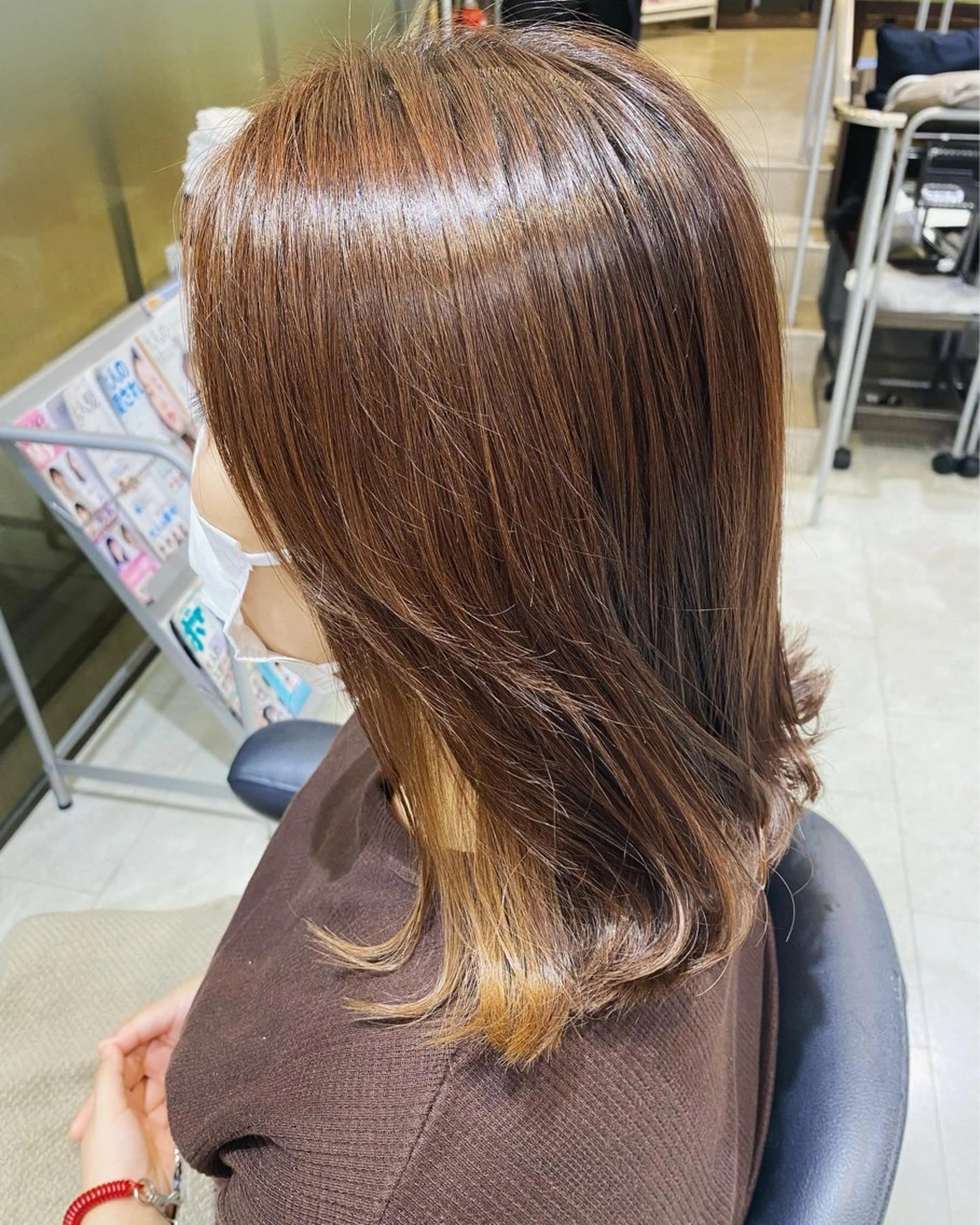 ミディアム カラー ベージュカラー インナーカラー 外ハネヘア 韓国ヘア/ヨシンモリ /髪質改善/土本遥のヘアスタイル