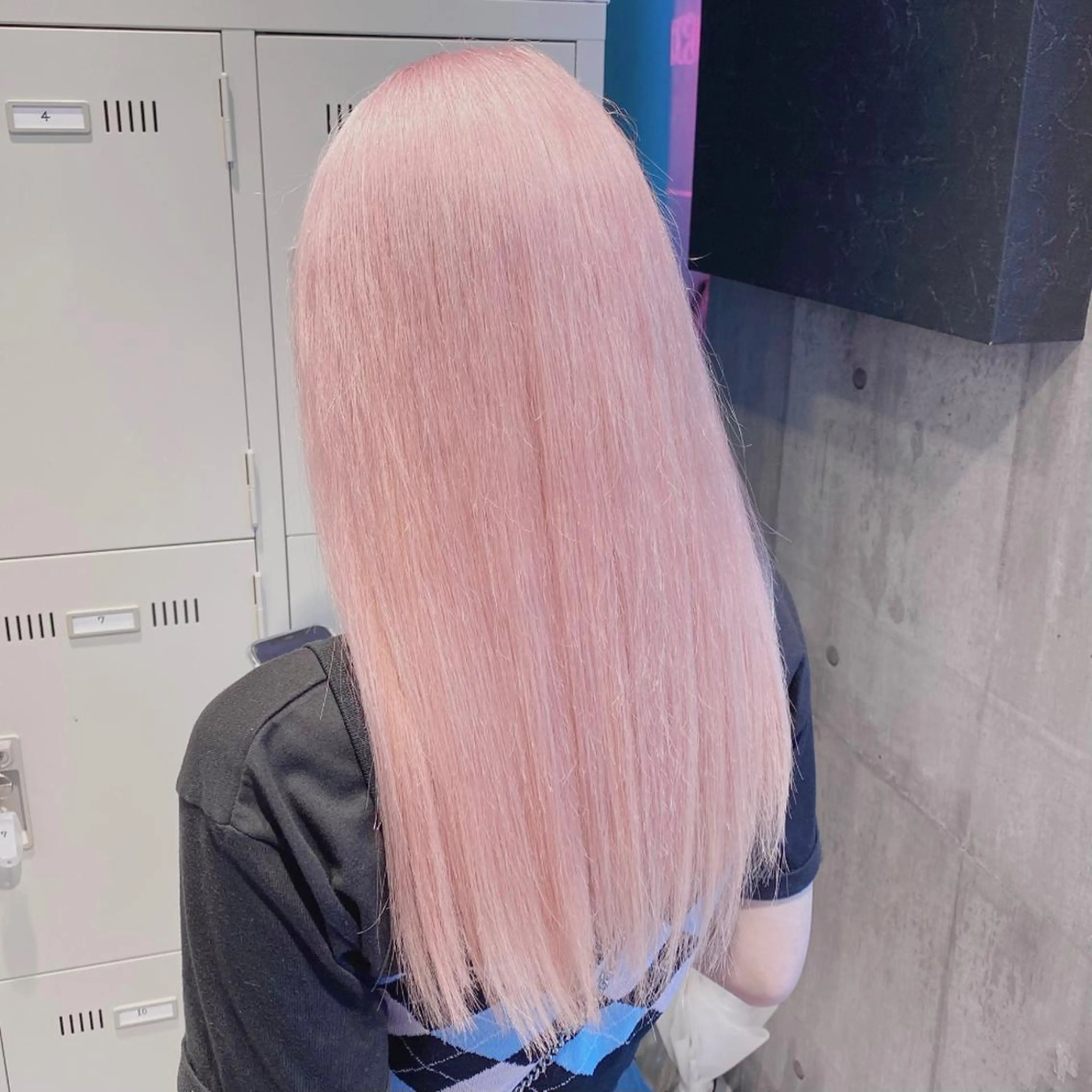 ミディアム カラー ヘアアレンジ メンズ キッズ マツエク・マツパ ハイトーン美容師 MASATOのヘアスタイル