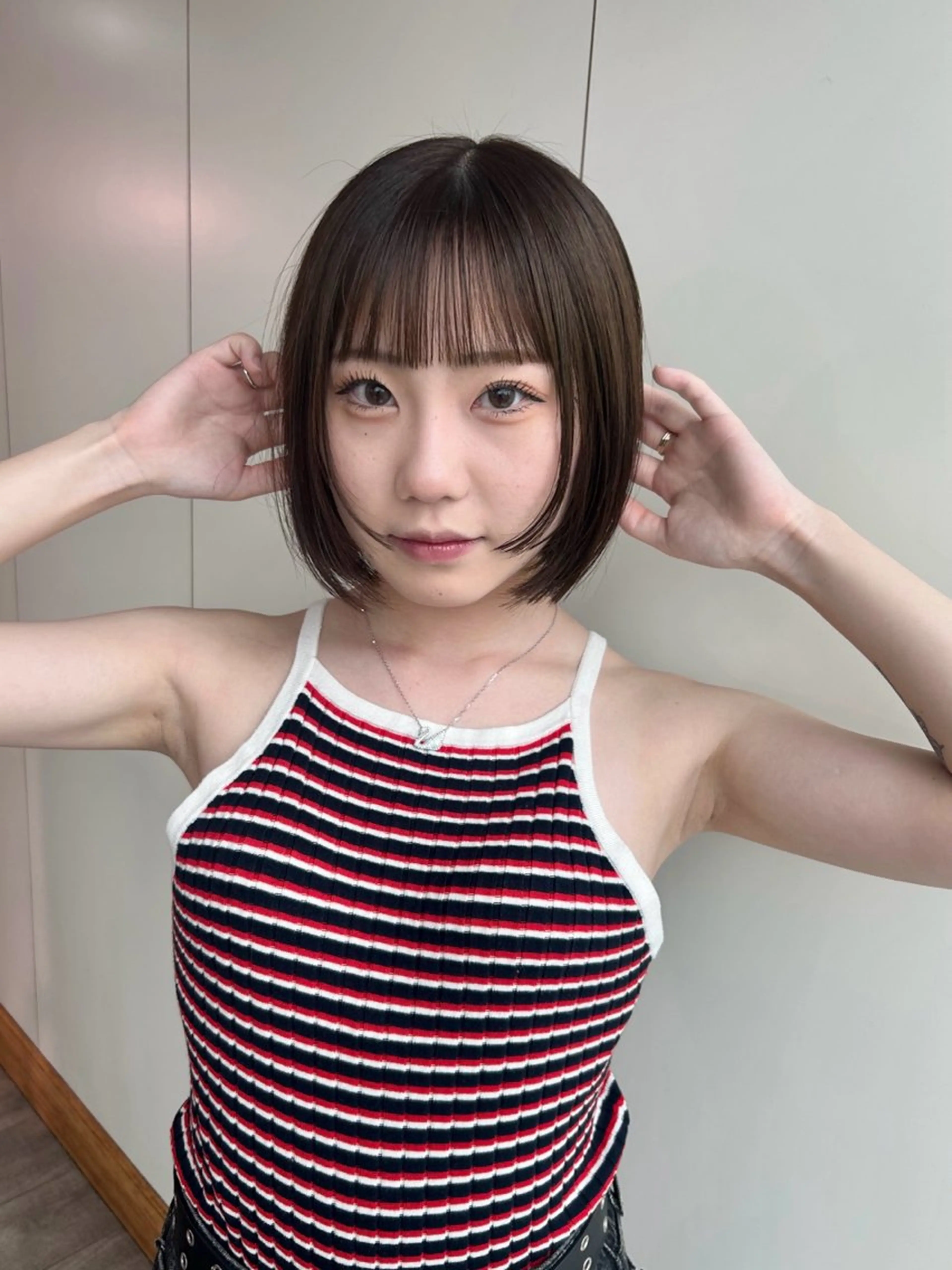 ショート カラー ベージュカラー ボブ 顔周りカット カット ヘアカラー トリートメント VISUALIST所属・小倉/レイヤー/ 顔周りカット/naoのヘアスタイル