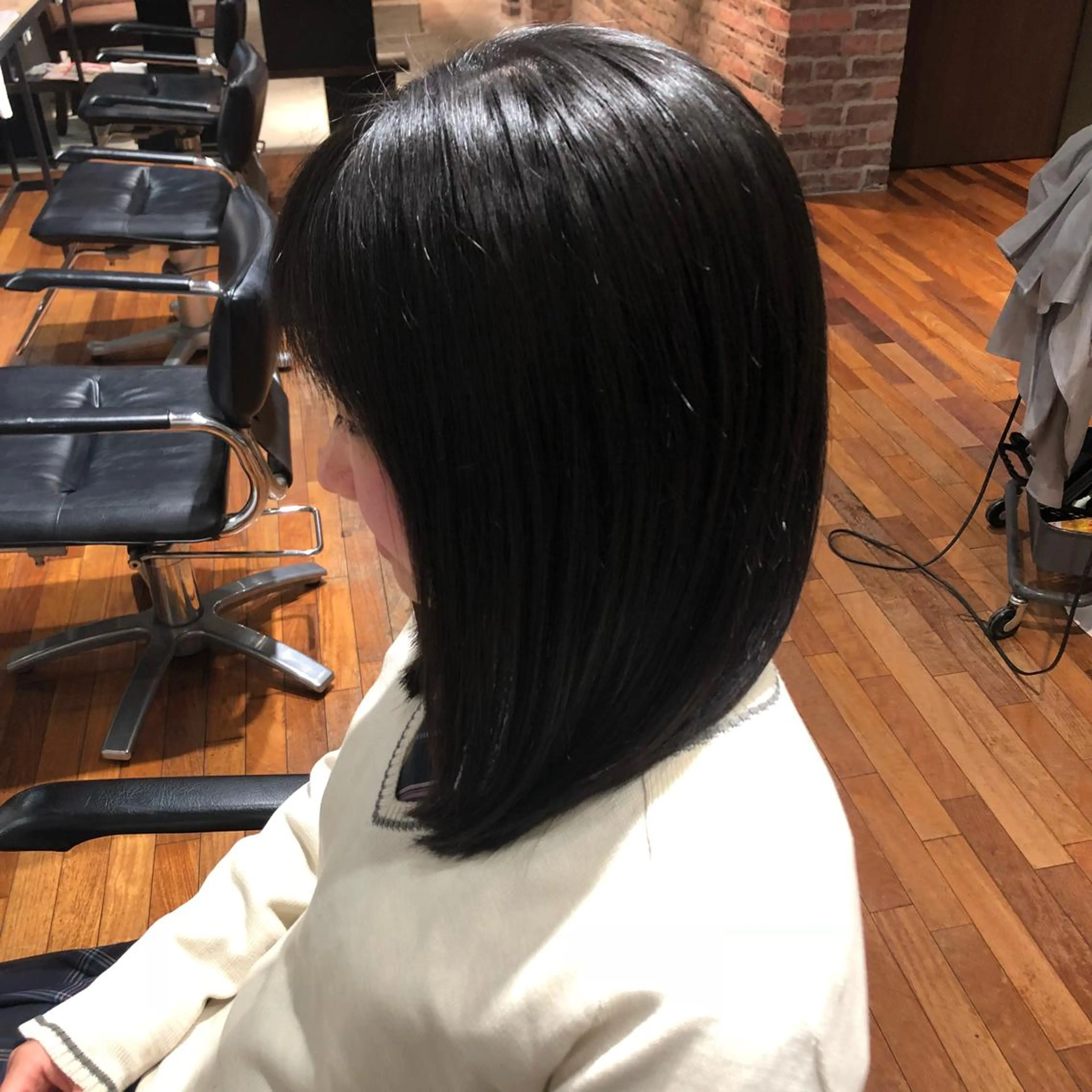 セミロング 悩んだら💭 KAEのヘアスタイル