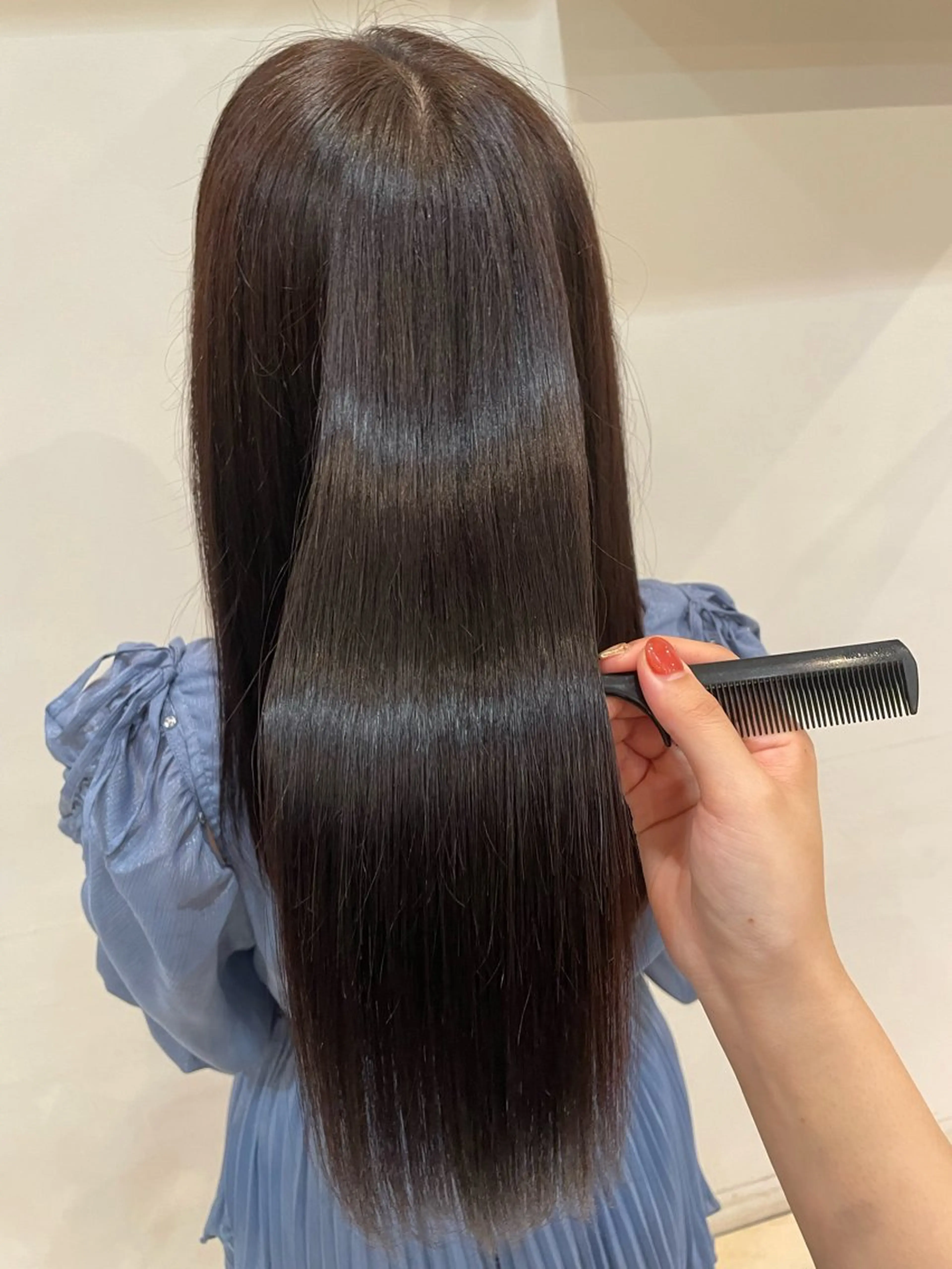 ロング カラー 透明感カラー すずな【レディース カットモデル募集中】のヘアスタイル