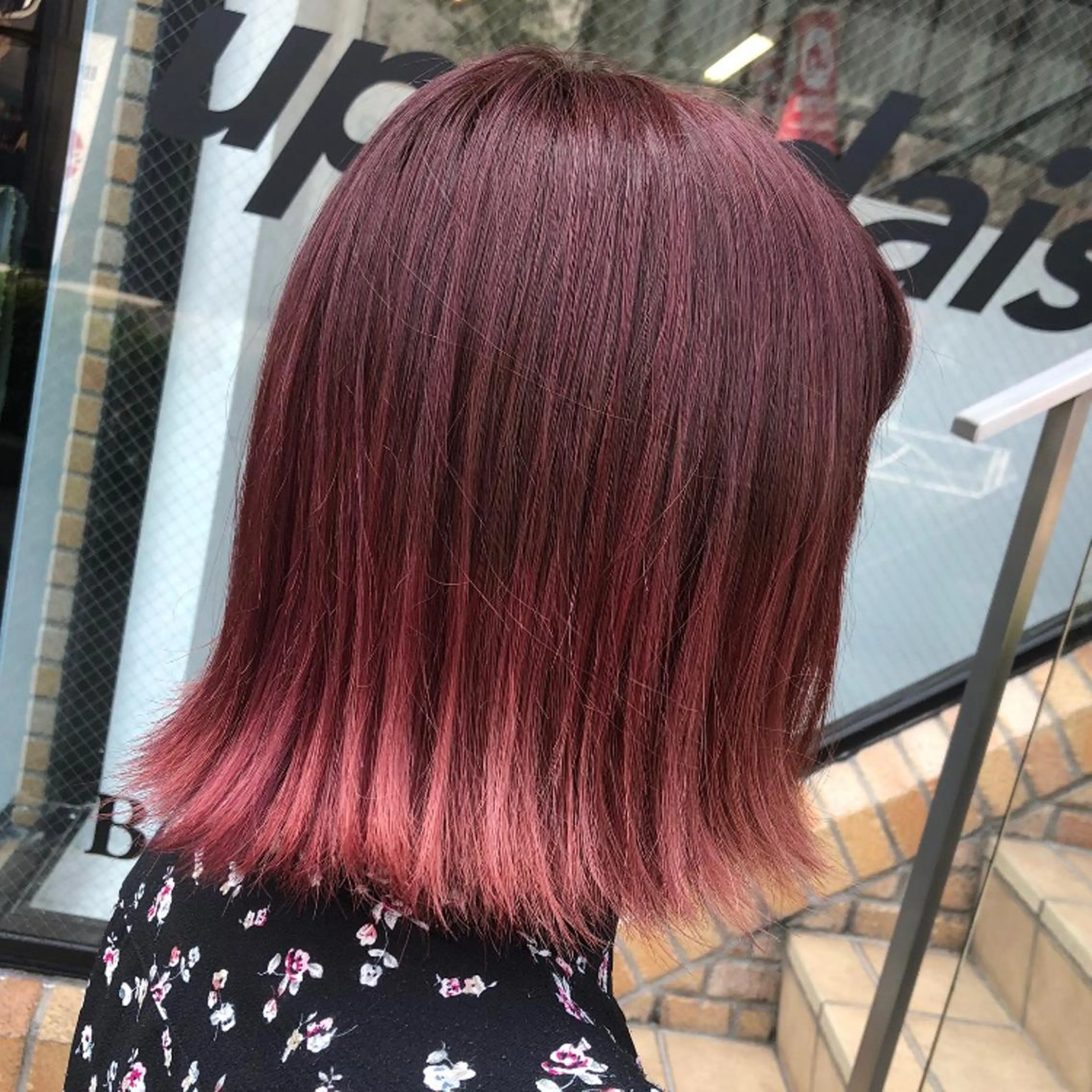 ミディアム カラー パーマ ヘアアレンジ 八巻 晴香のヘアスタイル