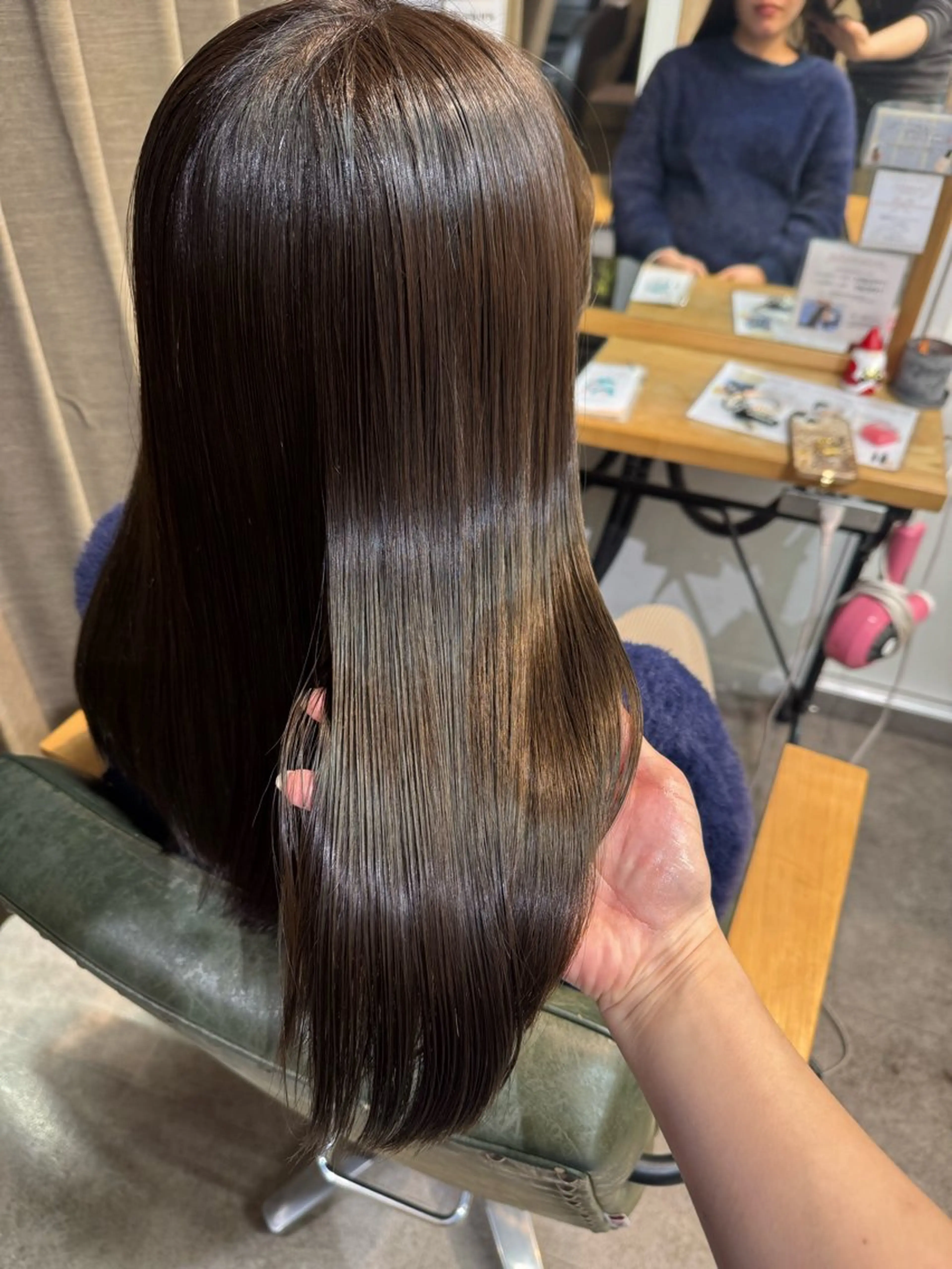 ロング カラー オリーブカラー カット ヘアカラー 美髪縮毛矯正/暖色 カラー/ヘアメのヘアスタイル
