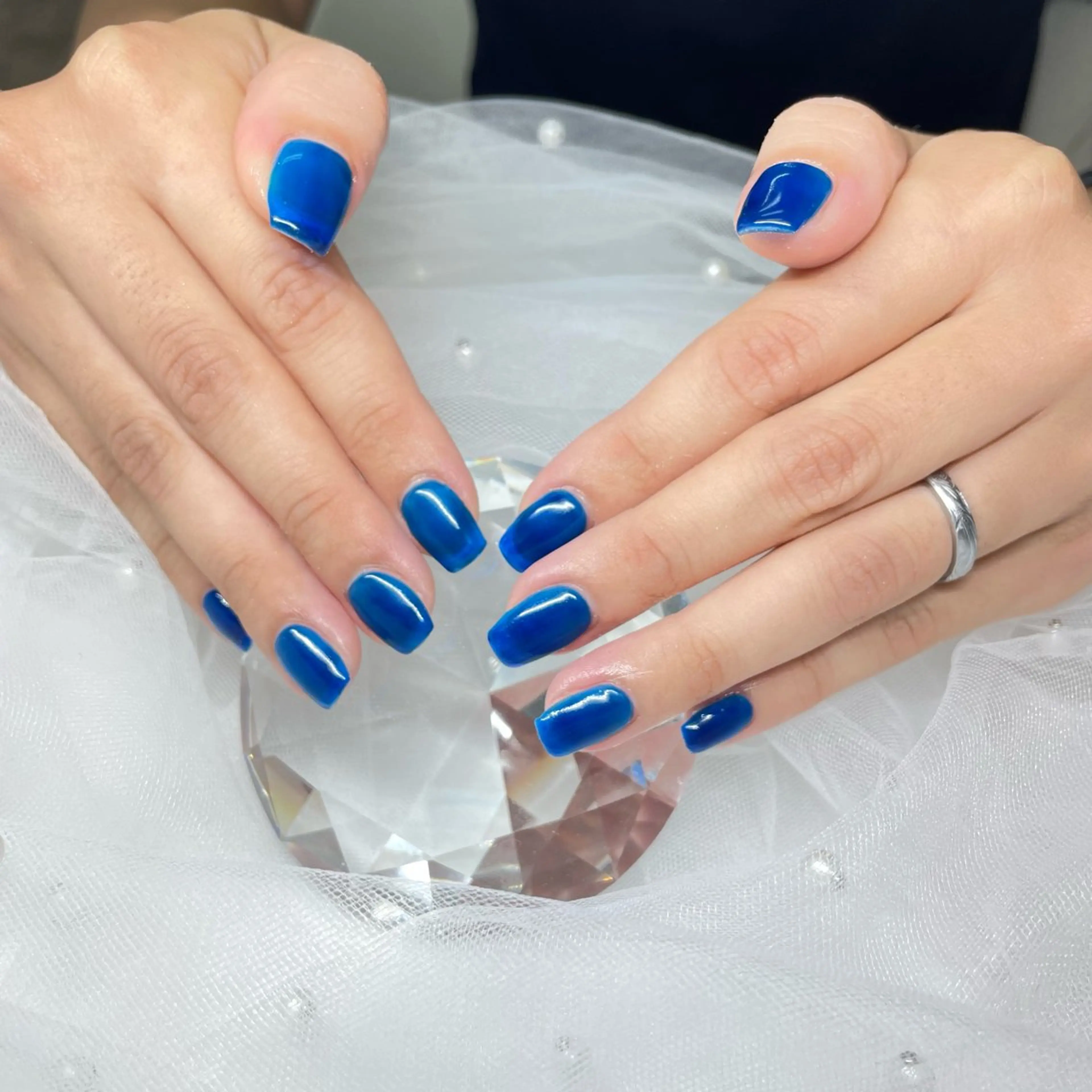 ネイル ハイビスカス ネイルサロンのネイルデザイン