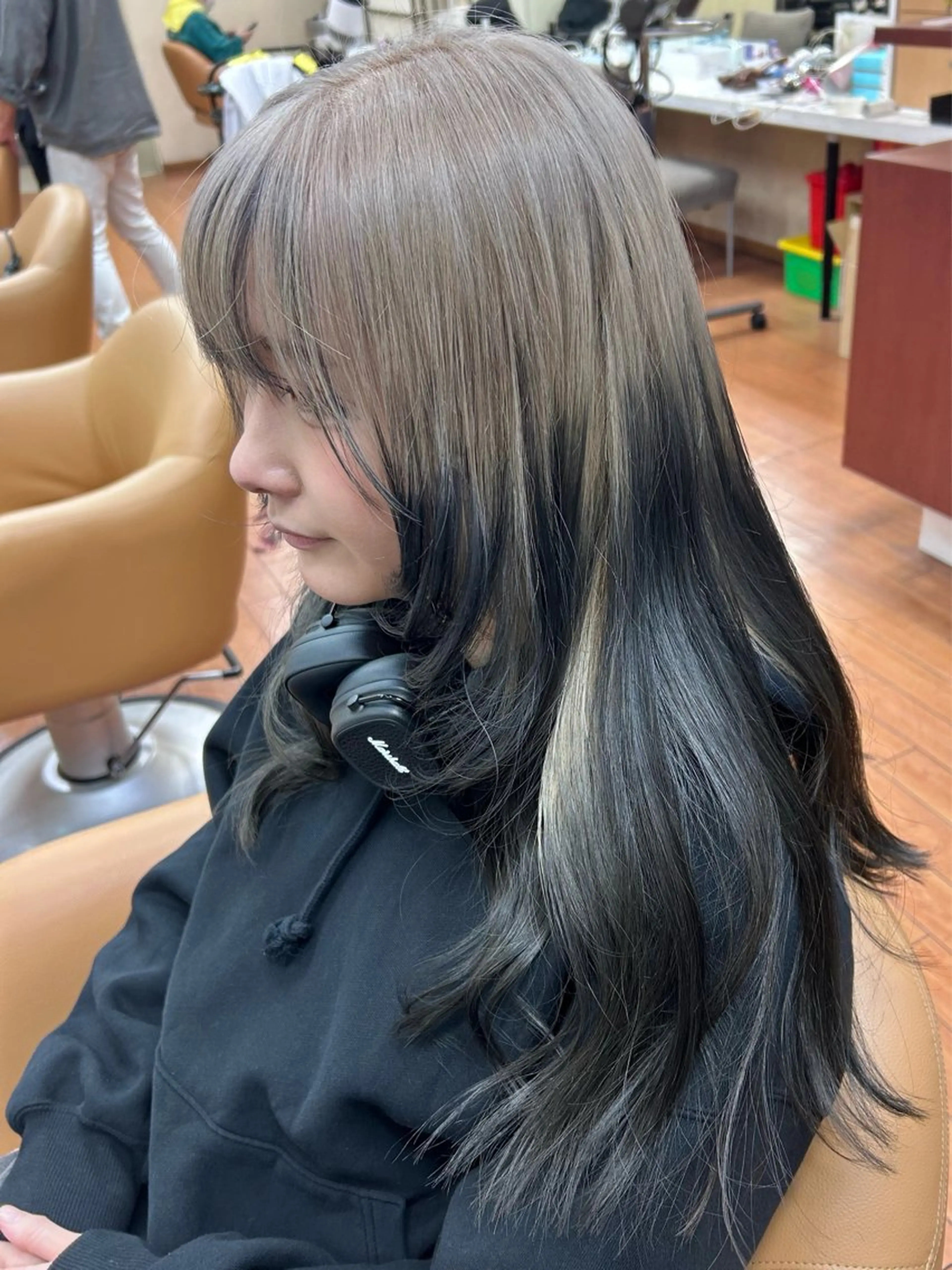ロング ヘアカラー 濱川 良栄のヘアスタイル