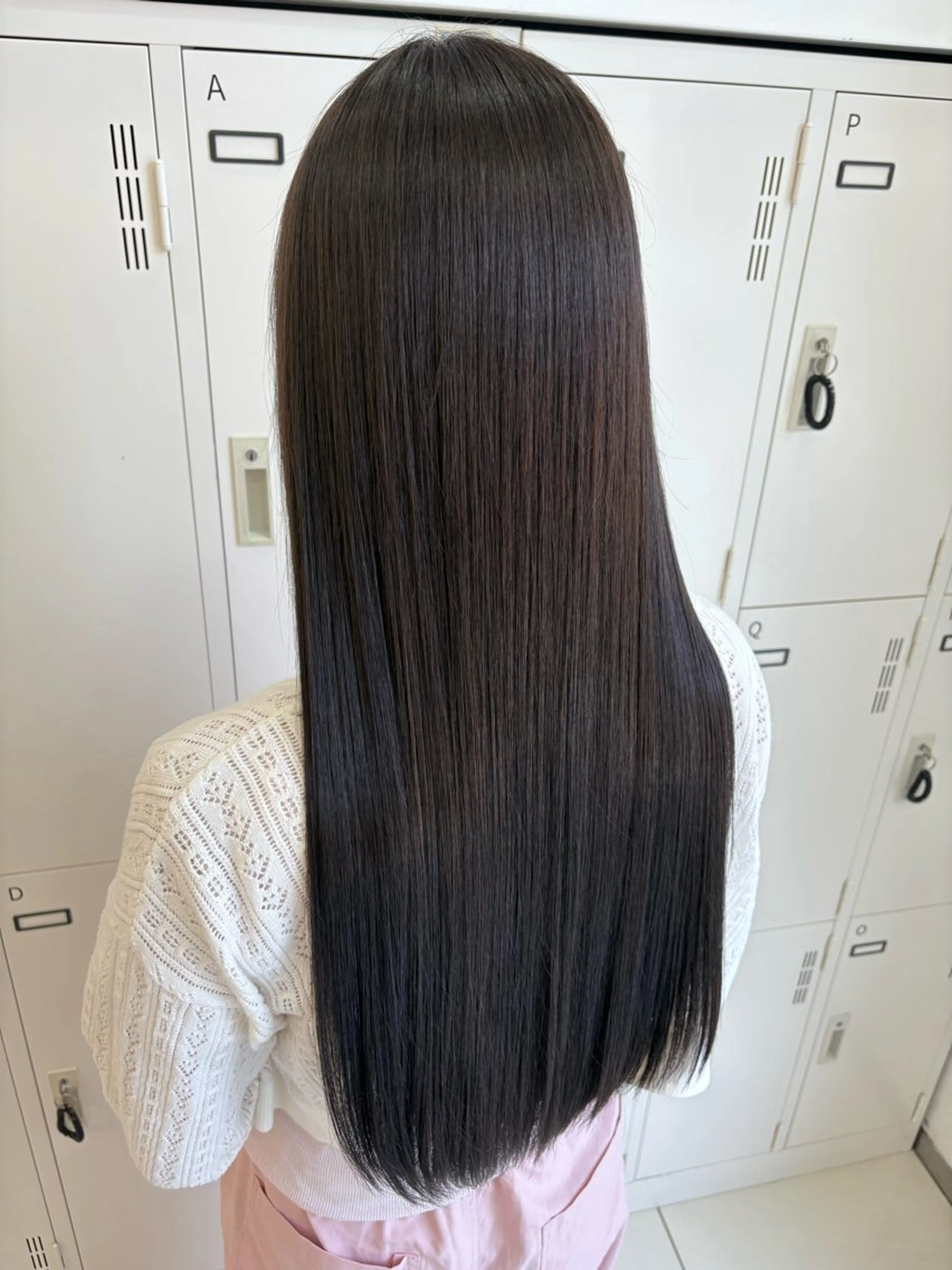 ロング カラー パーマ ショートボブ バレイヤージュ ベージュカラー ブリーチ ケアブリーチ カット 縮毛矯正 トリートメント 髪質改善/艶カラー/ メンズパーマ/鈴木のヘアスタイル