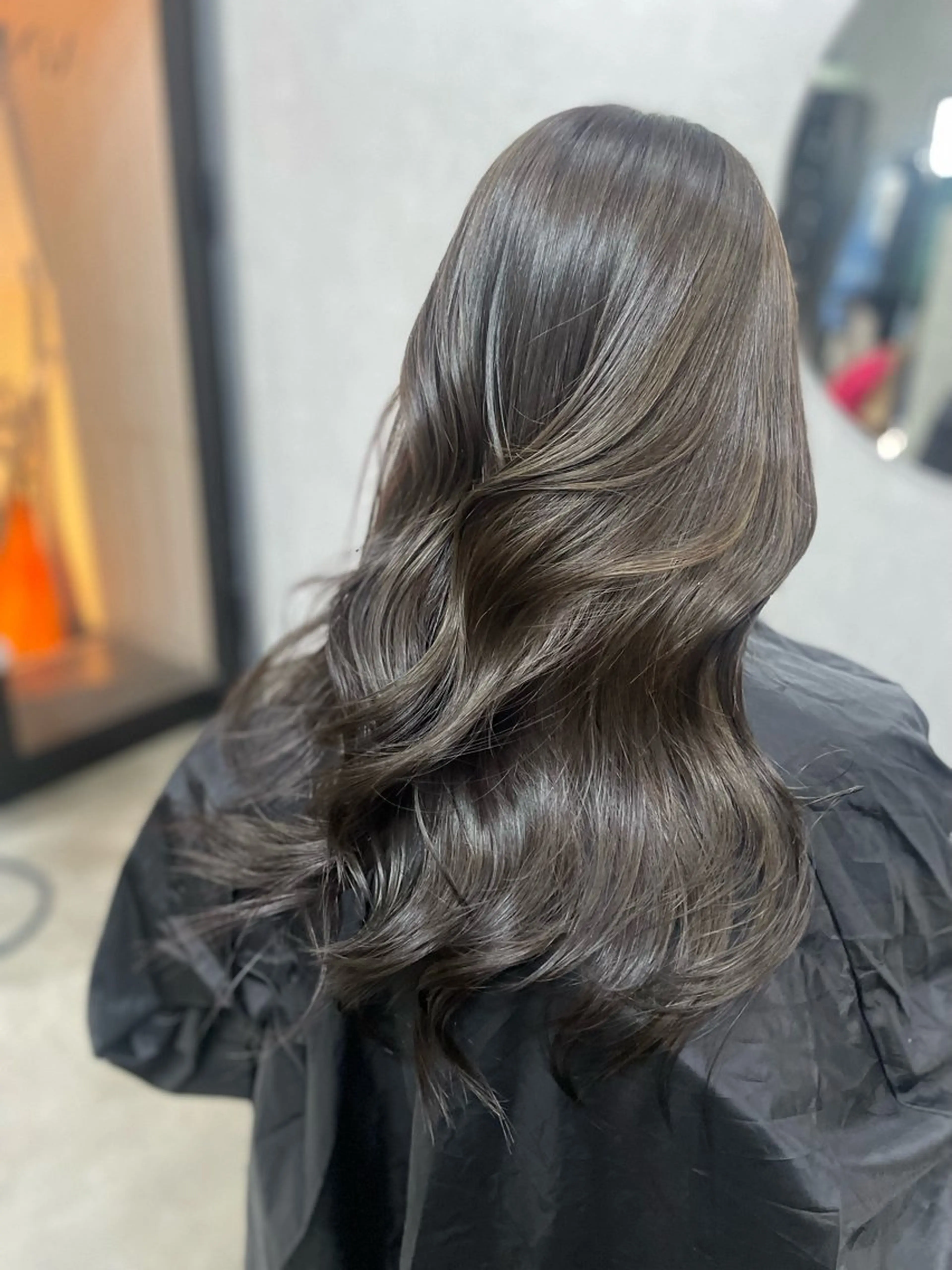 ロング カラー レイヤーカット AIRI layer cut hairのヘアスタイル