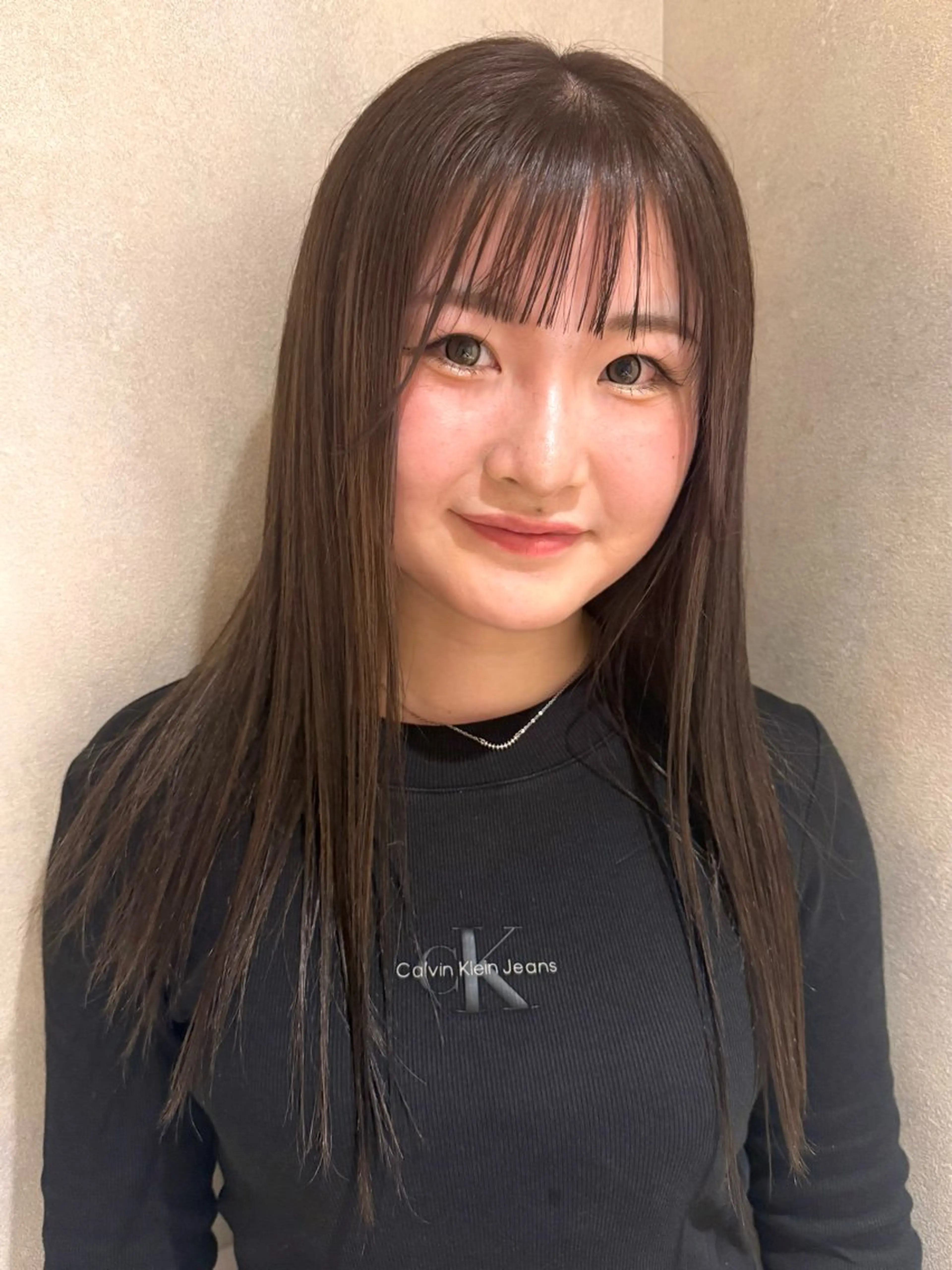 セミロング カラー ブリーチ 透明感カラー ブリーチなしカラー ヘアカラー ハッシュカット🎀 レイヤーダブルカラーのヘアスタイル