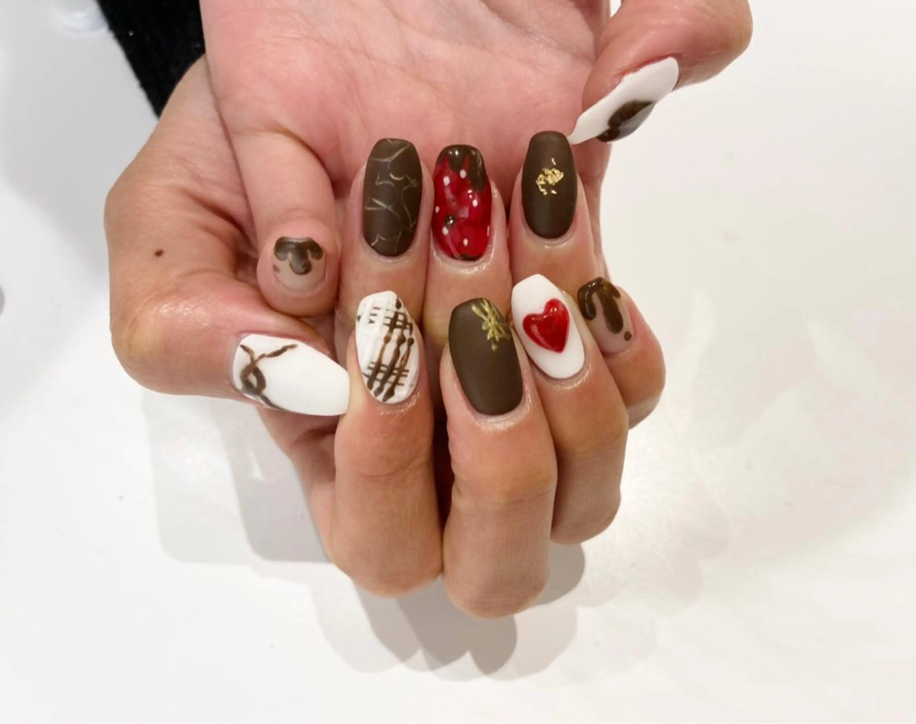 ネイル 舞田 苑香のネイルデザイン