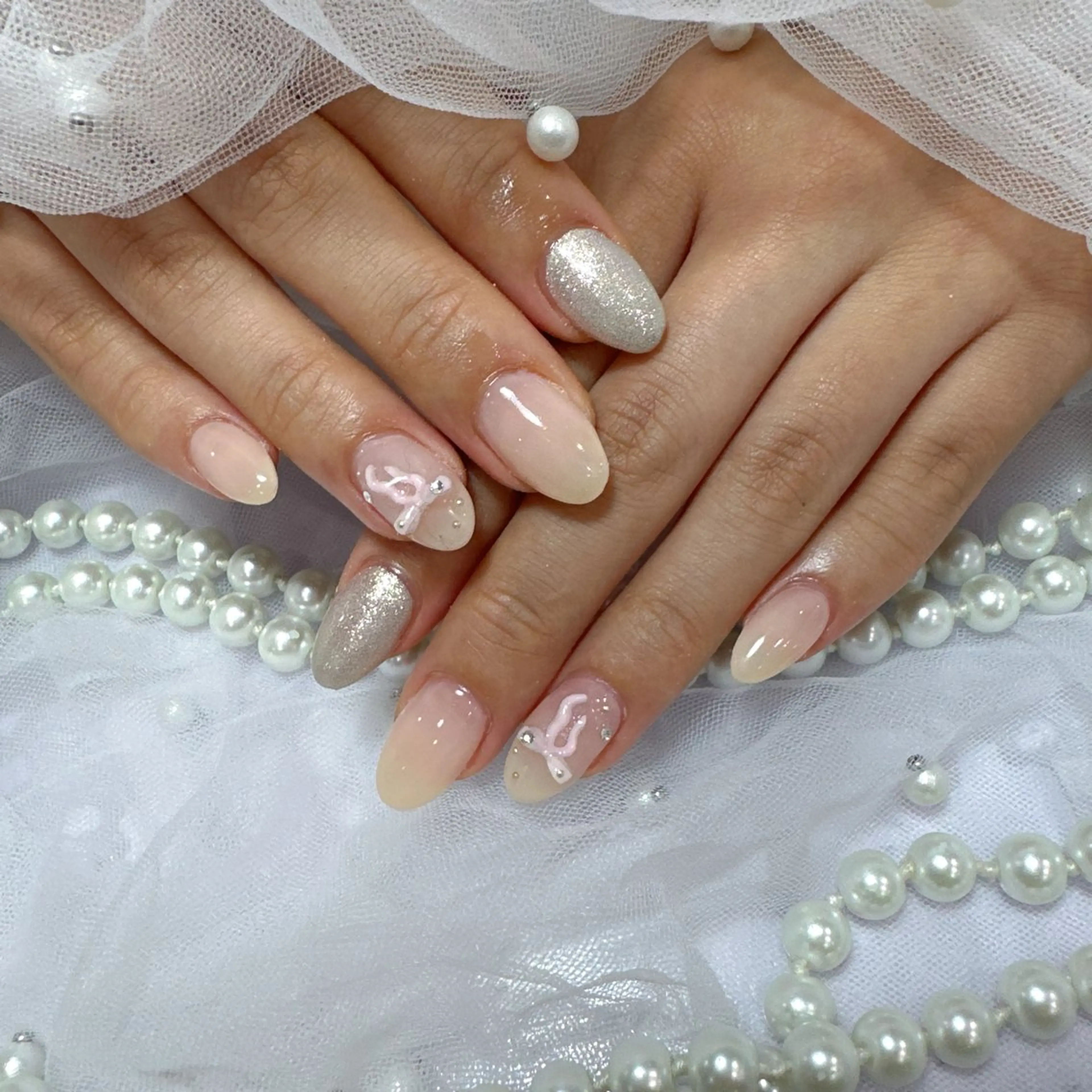 ネイル アートネイル フラッシュネイル フレンチネイル ジェルネイル ガラスフレンチ ハンドネイル You&Me Miyuのネイルデザイン