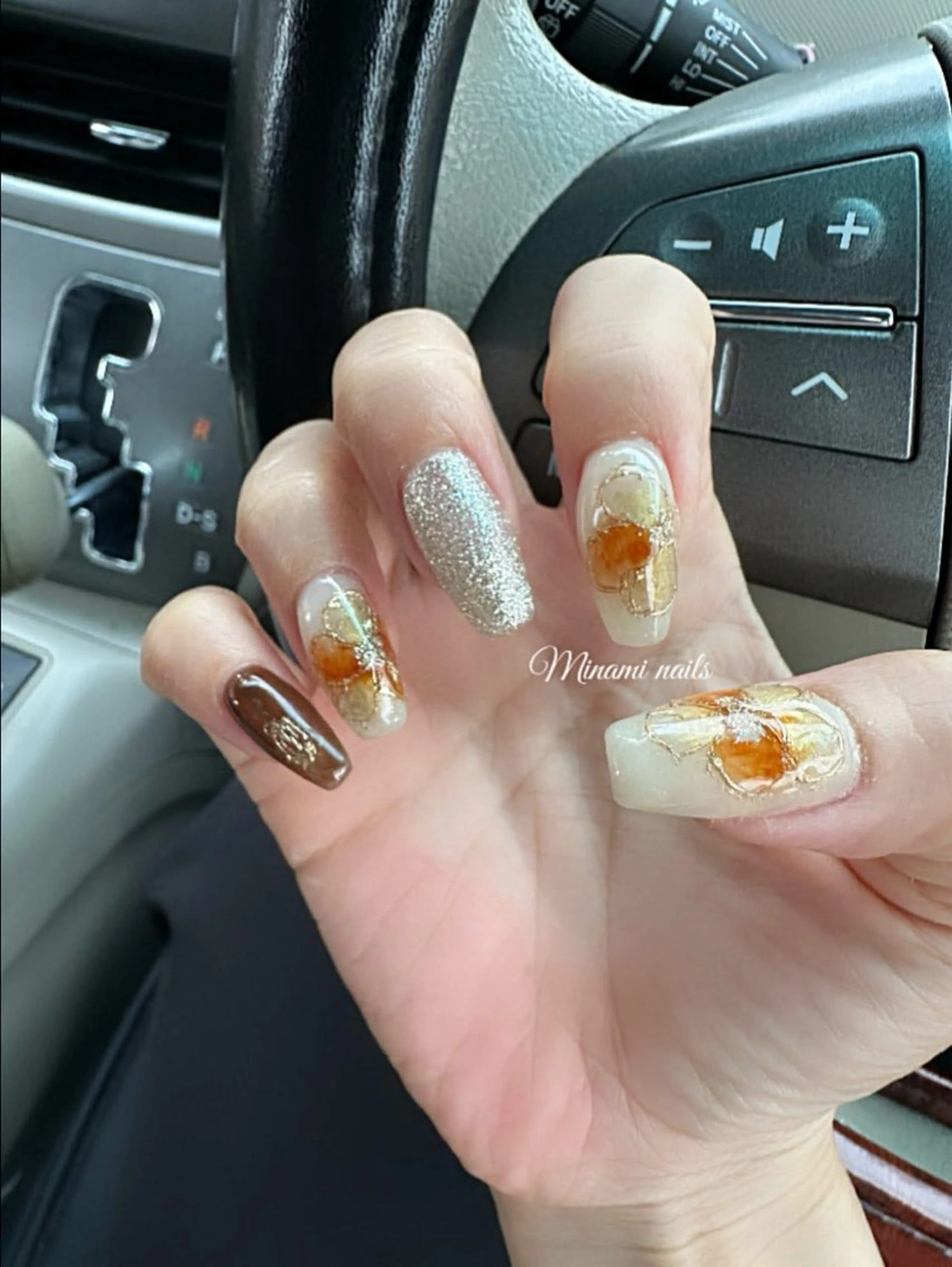 ネイル アートネイル オーロラネイル ガーリー キラキラネイル 韓国ネイル Minami Nailsのネイルデザイン